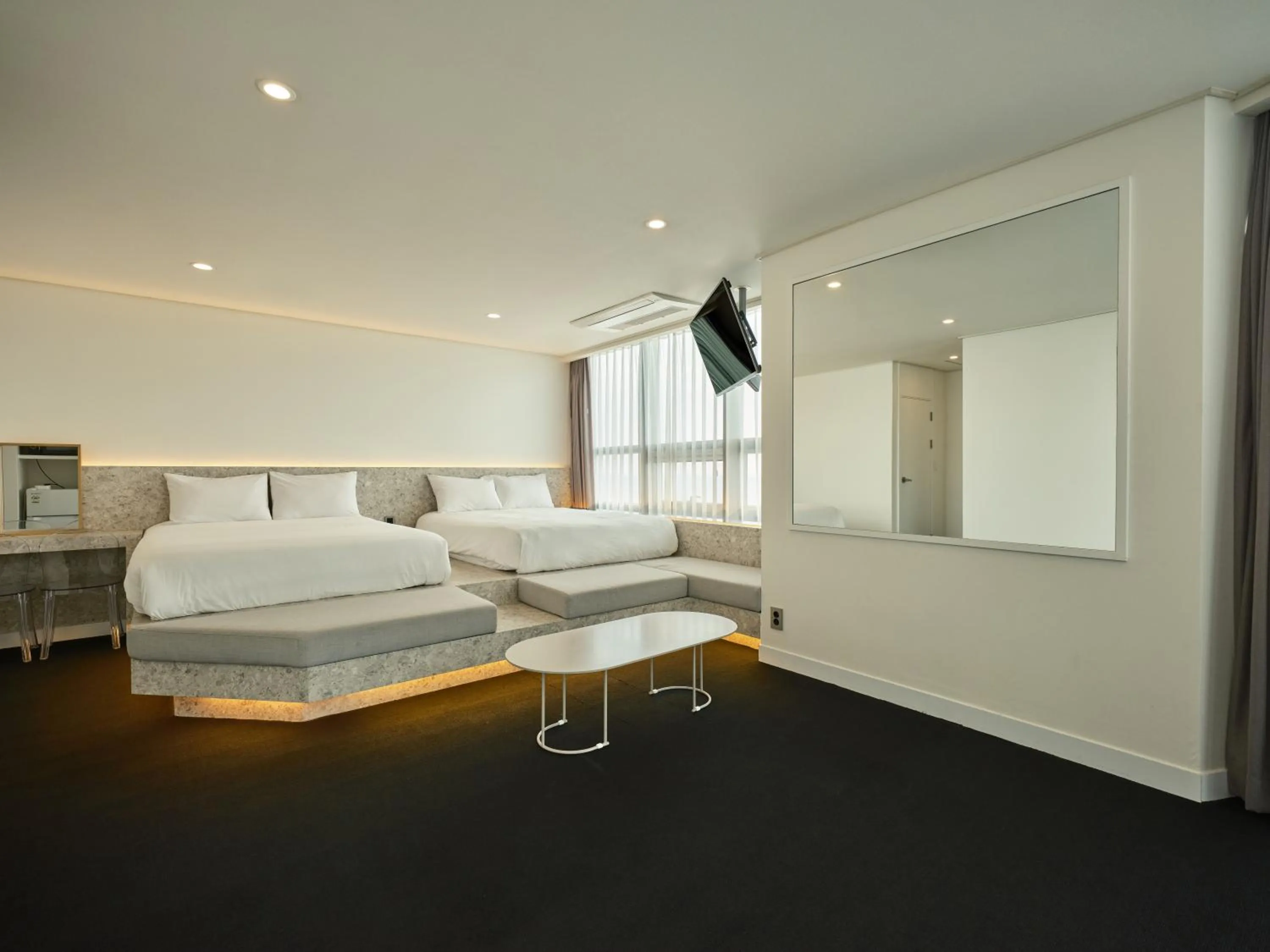 Bed in UH Suite The Haeundae