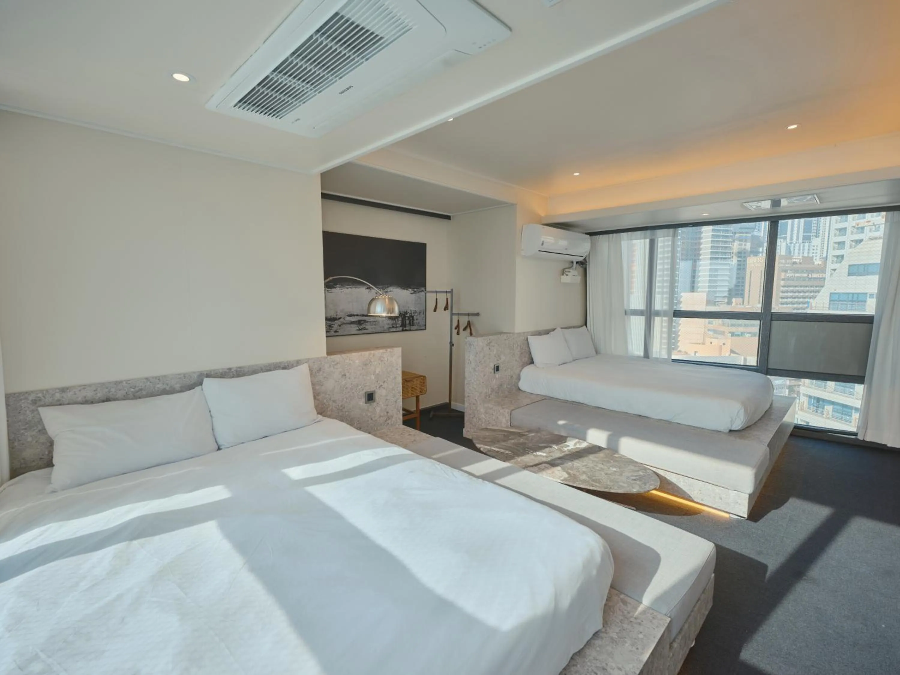 Bedroom, Bed in UH Suite The Haeundae
