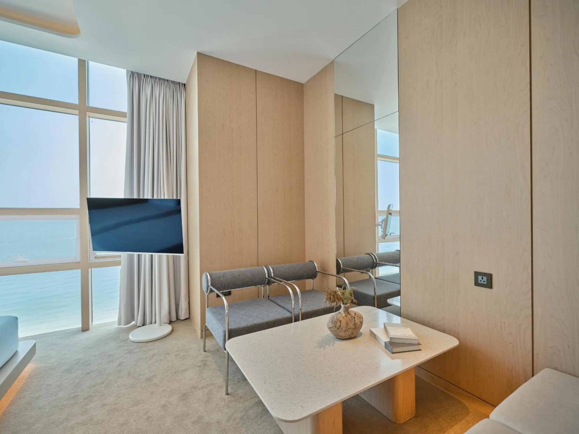 TV and multimedia in UH Suite The Haeundae