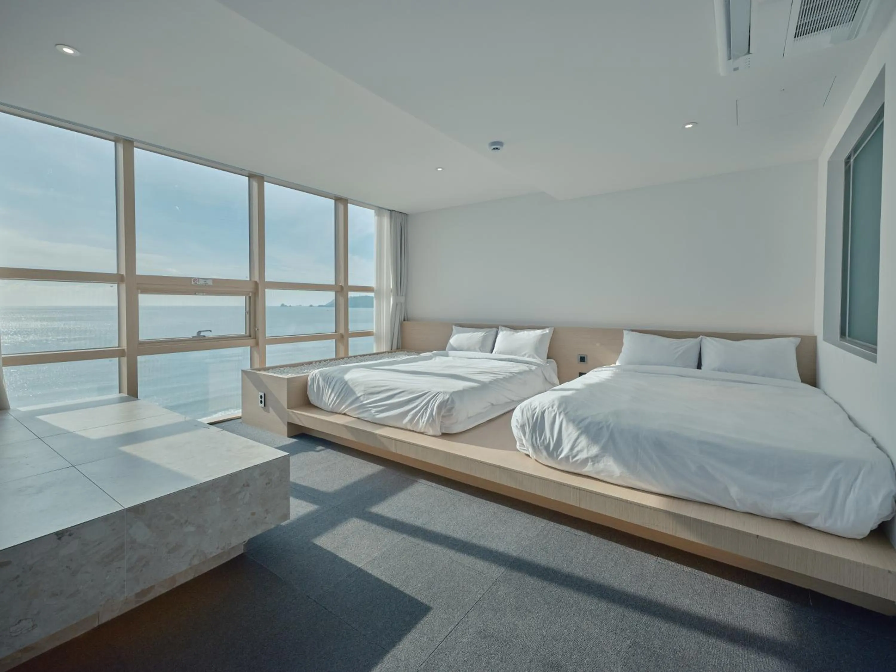 Bed in UH Suite The Haeundae