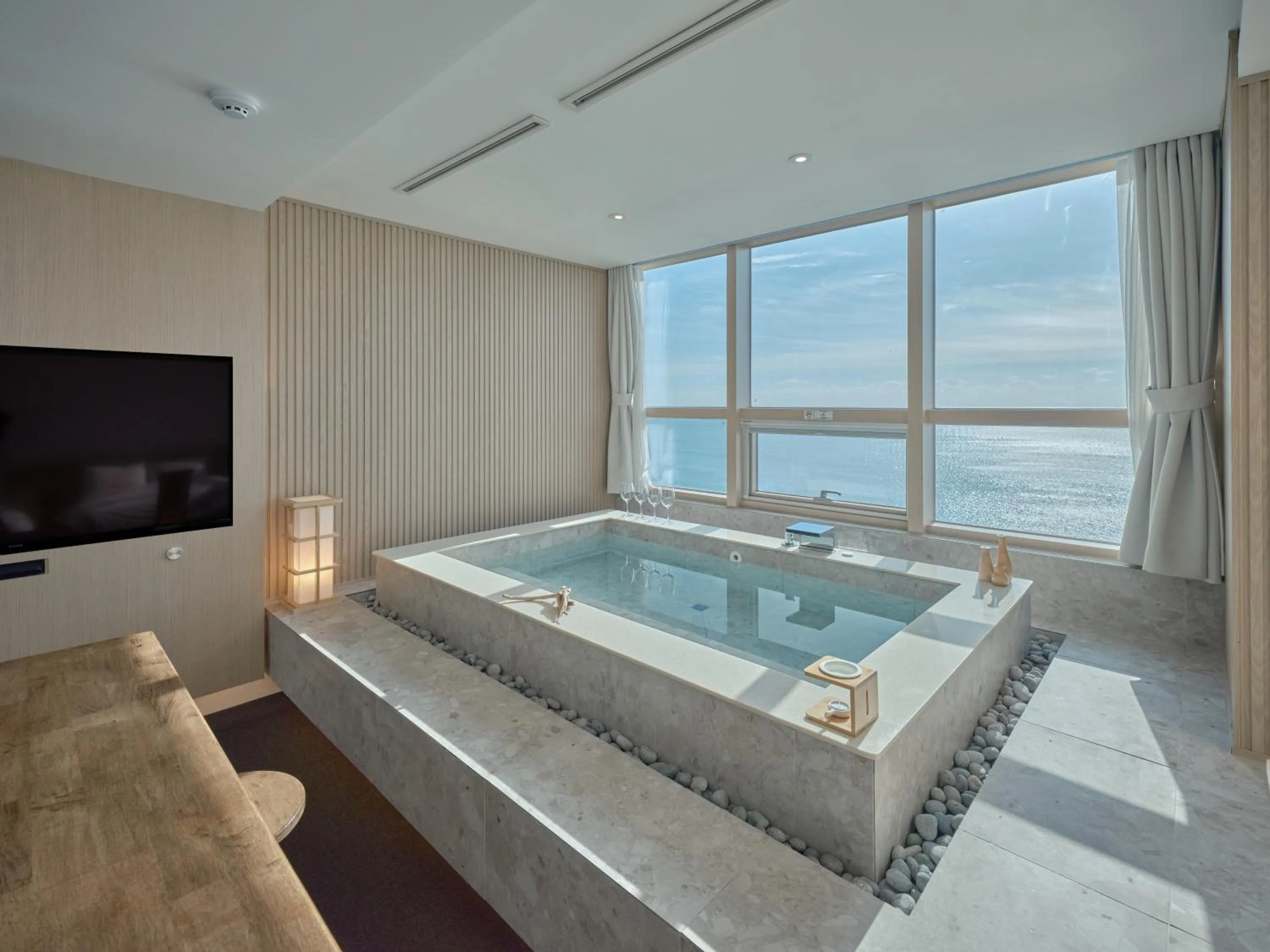 Sea view in UH Suite The Haeundae
