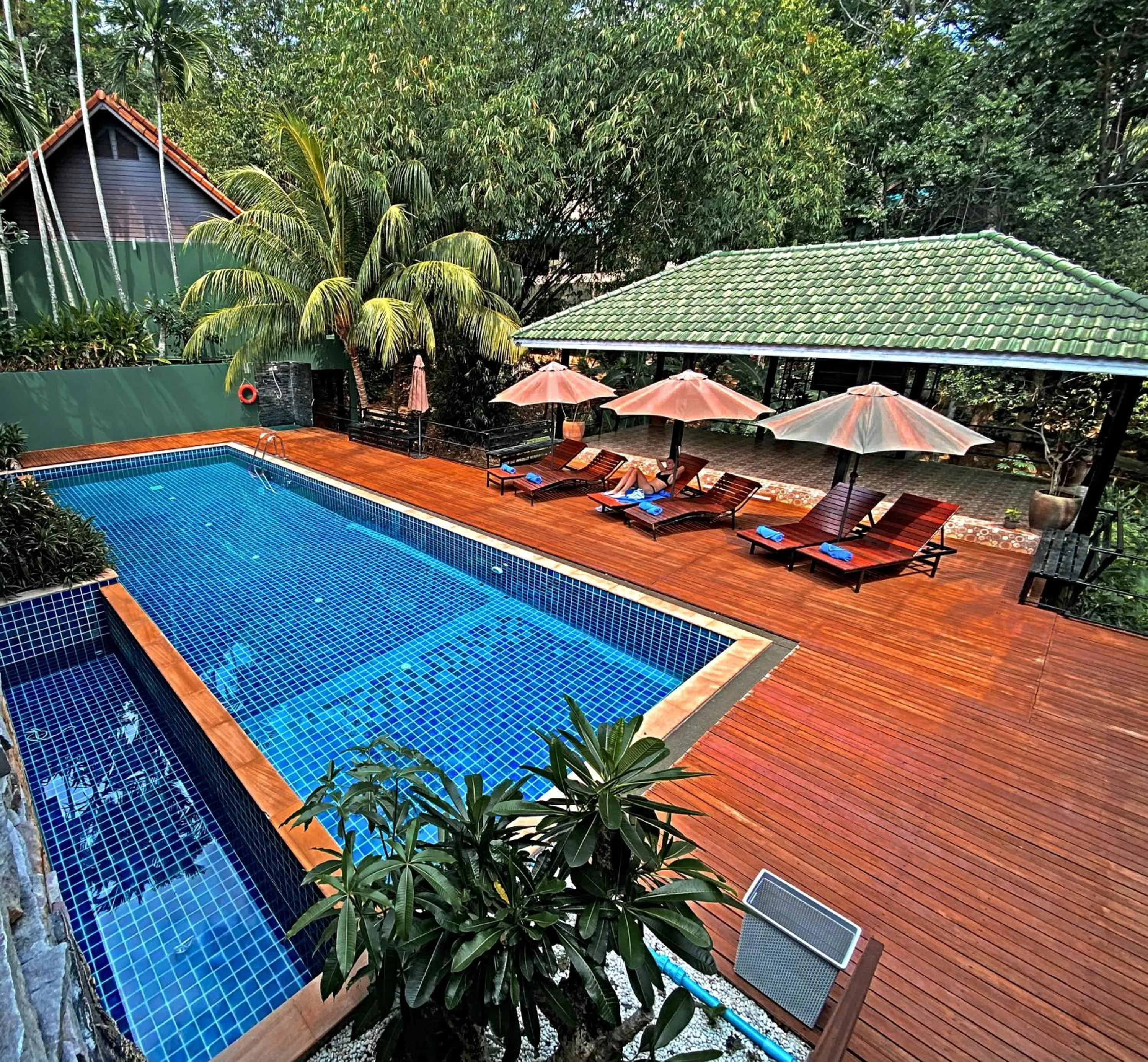 Swimming pool in Phuket Jungle Experience Resort