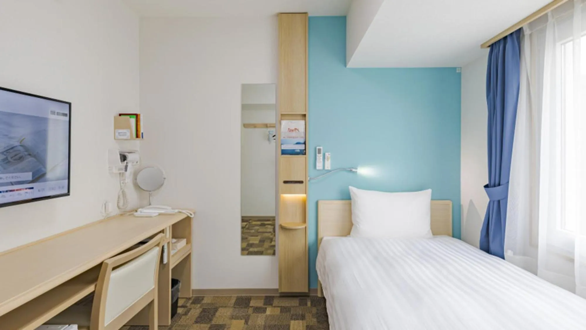 Bedroom, Bed in Toyoko Inn Osaka Bentencho