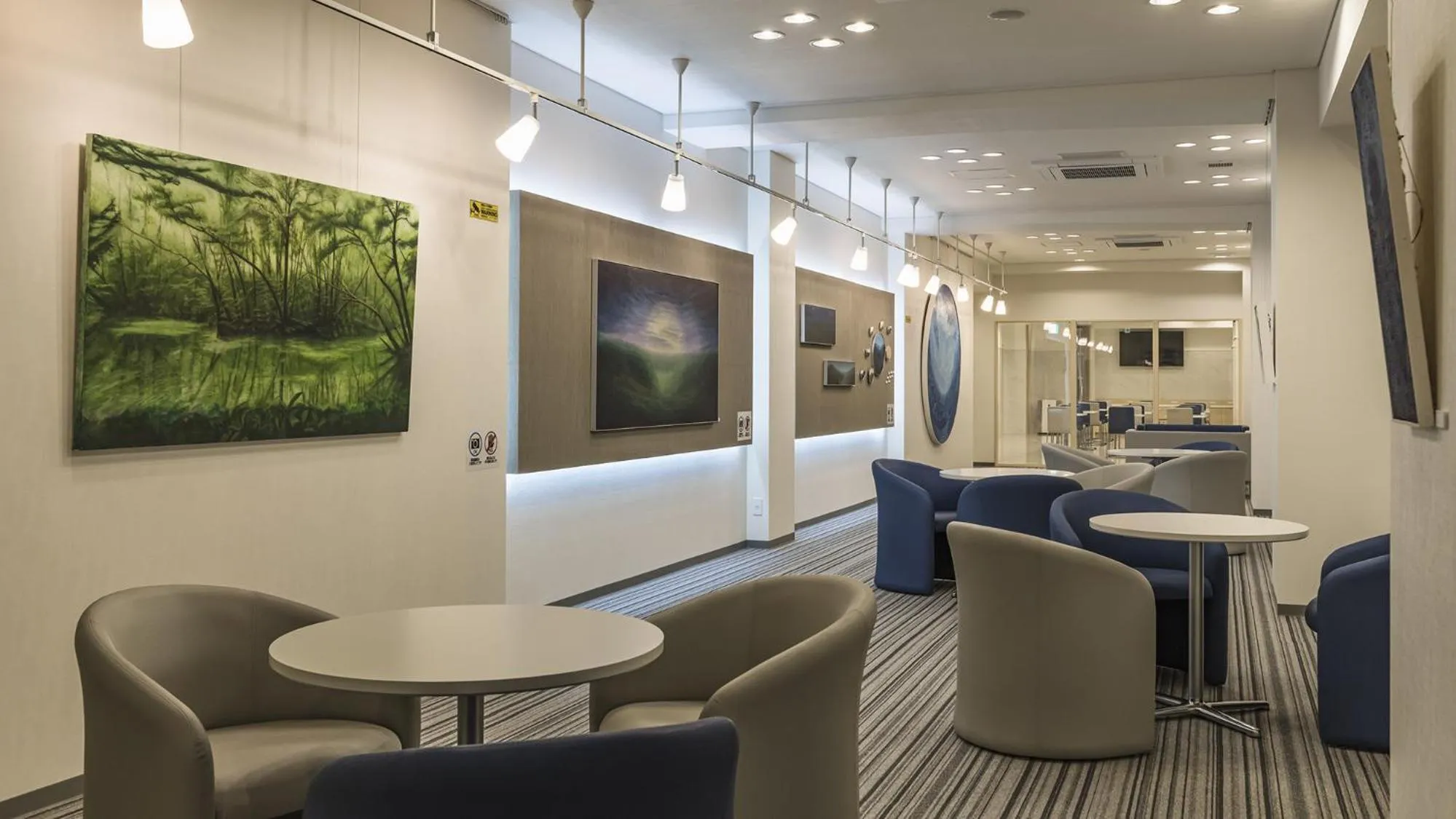 Lobby or reception in Toyoko Inn Nagano-eki Higashi-guchi