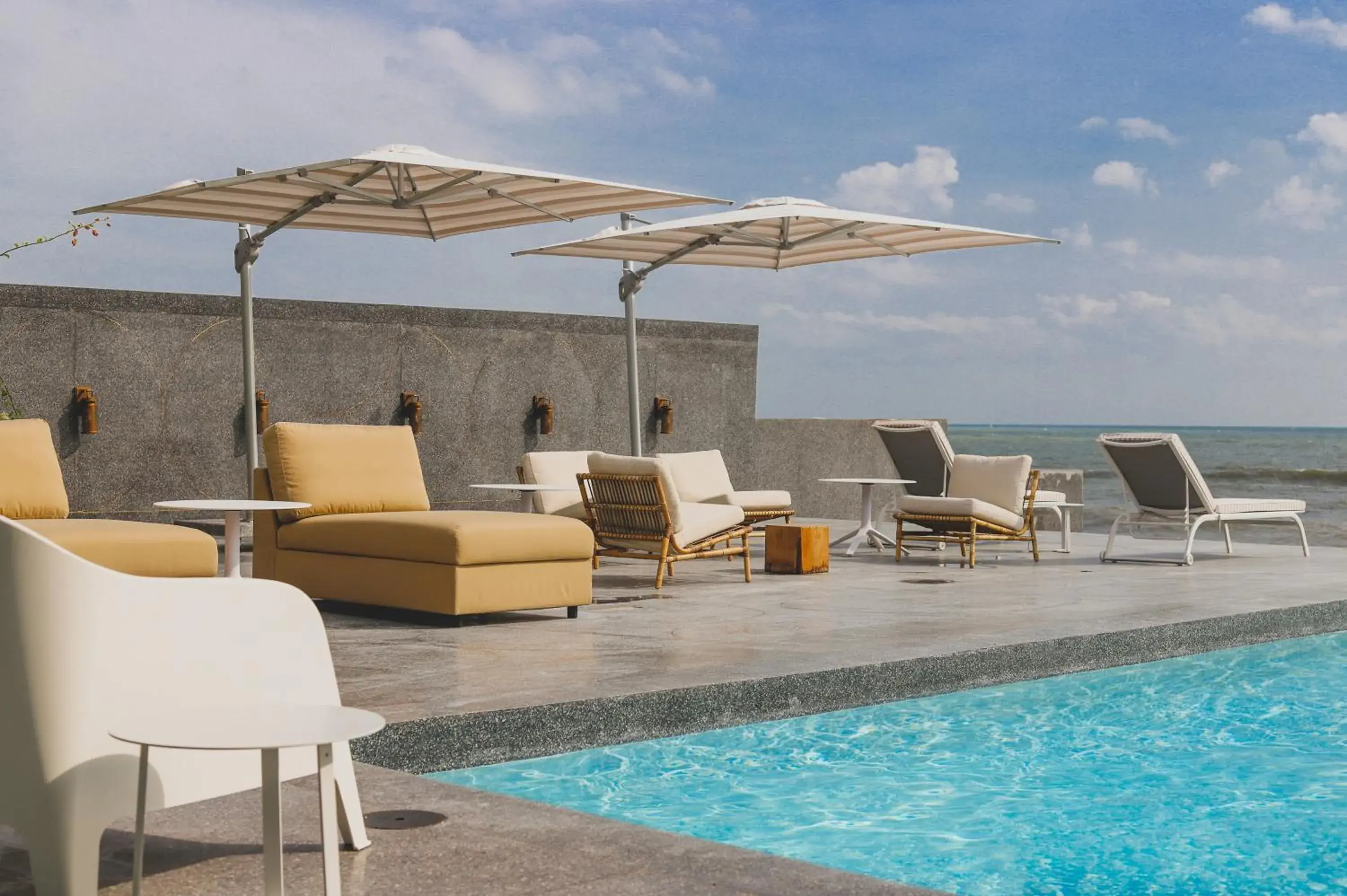 Sundance Beachfront Pool Villa in Sundance Dayclub Hua Hin Sundance Beachfront Pool Villa in Sundance Dayclub Hua Hin