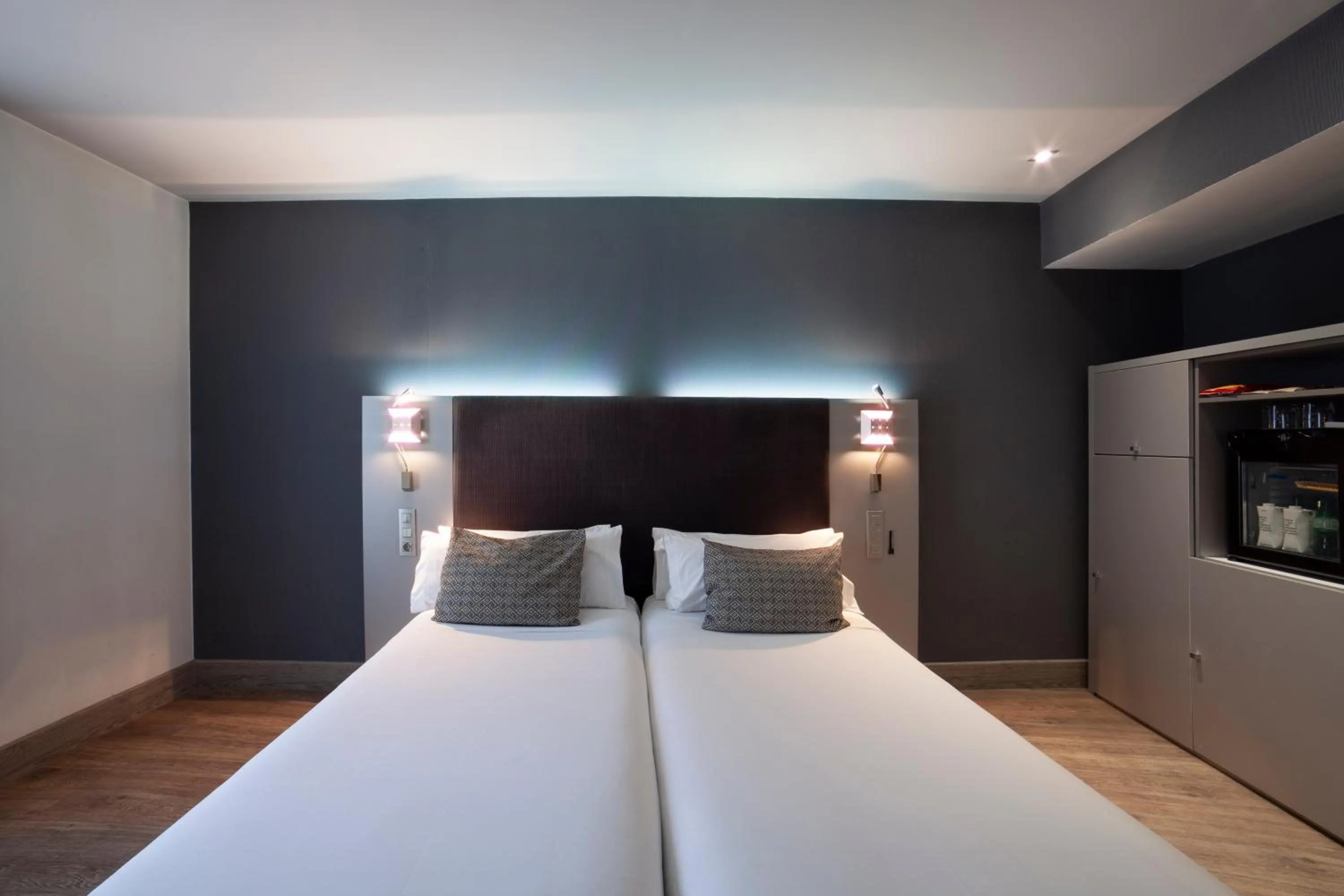 Bed in Petit Palace Plaza España