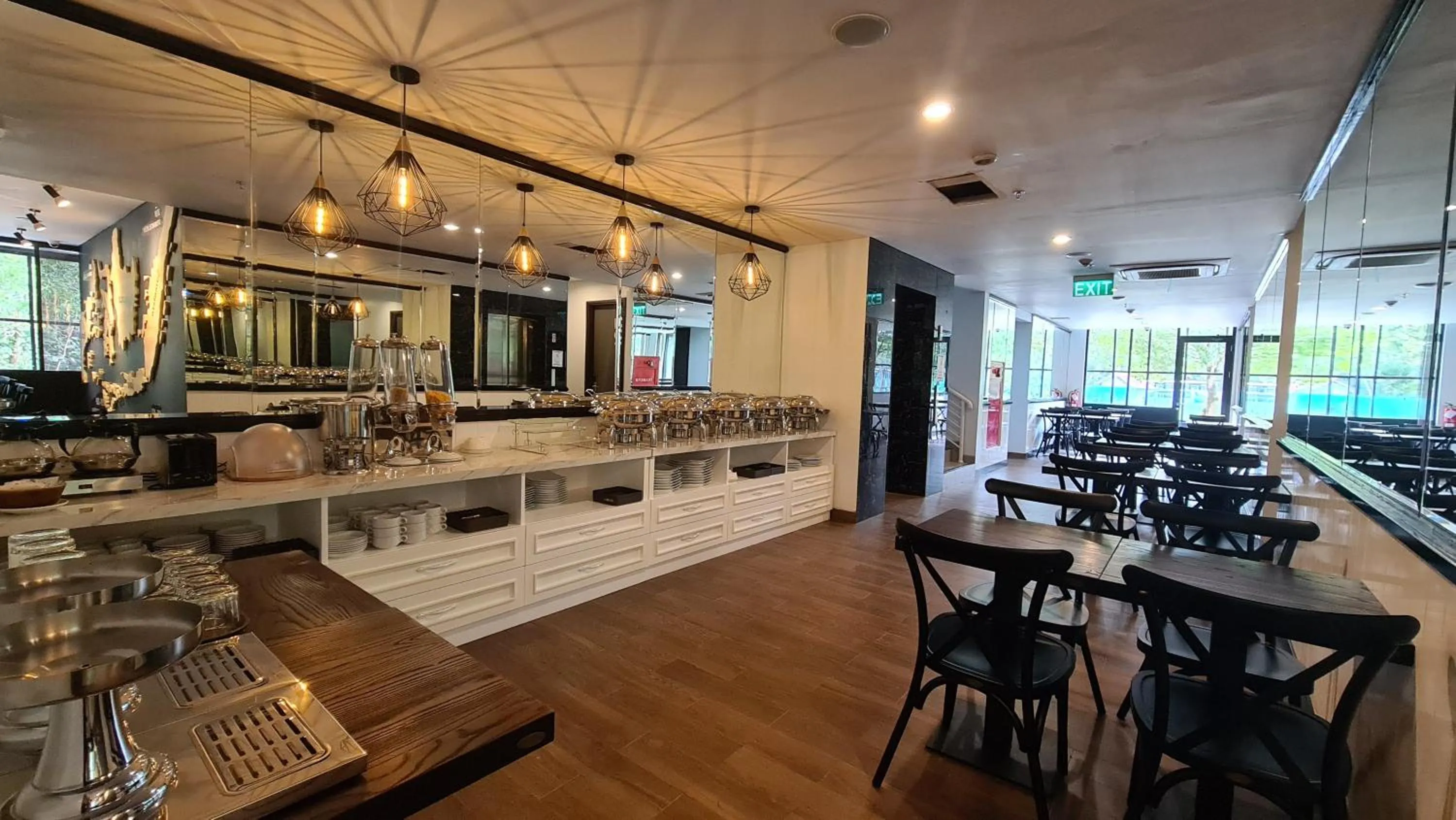 Restaurant/places to eat in d'primahotel Lagoi Bintan