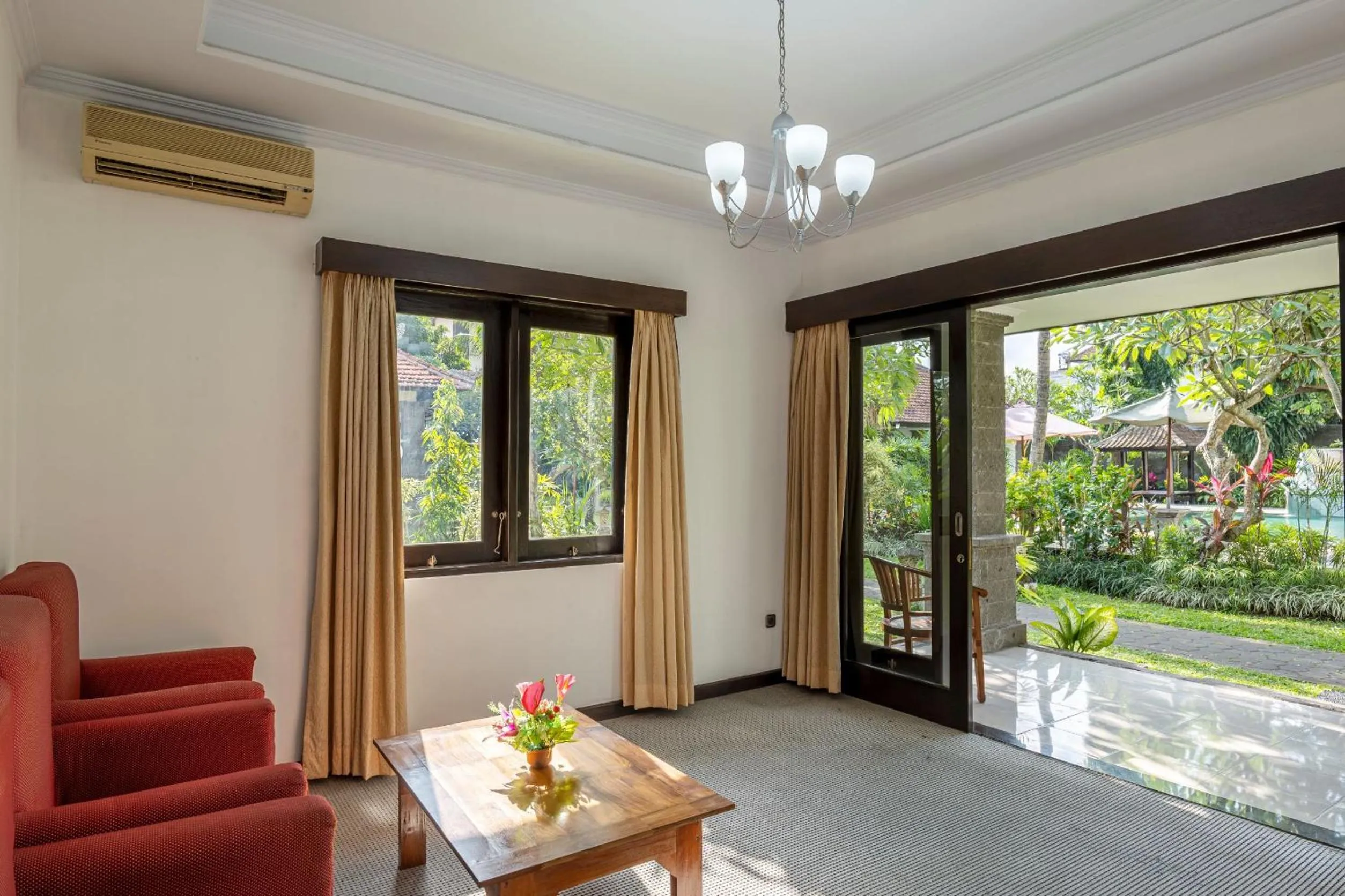 Living room in Jimbarwana Hotel