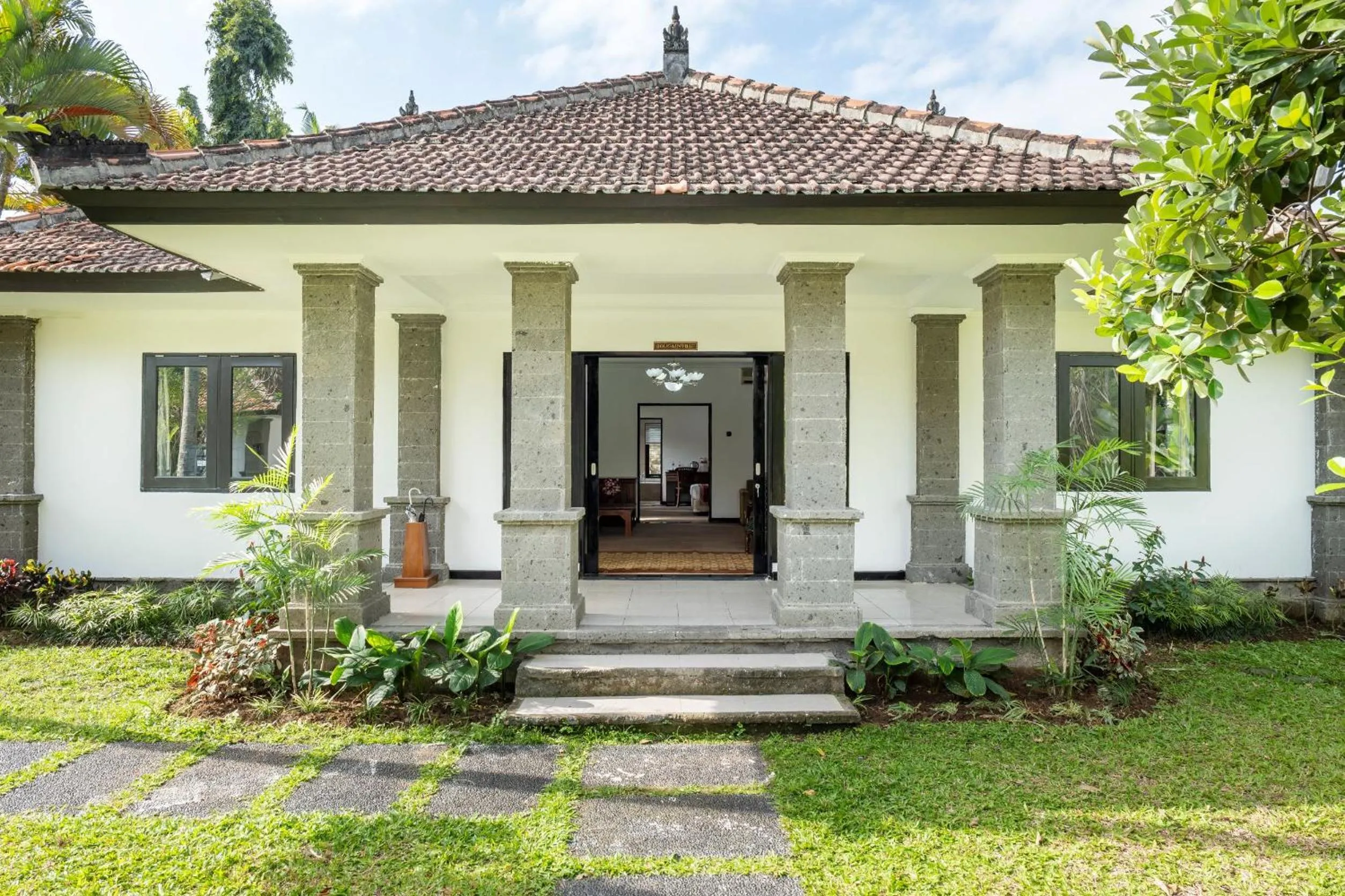 Property building in Jimbarwana Hotel