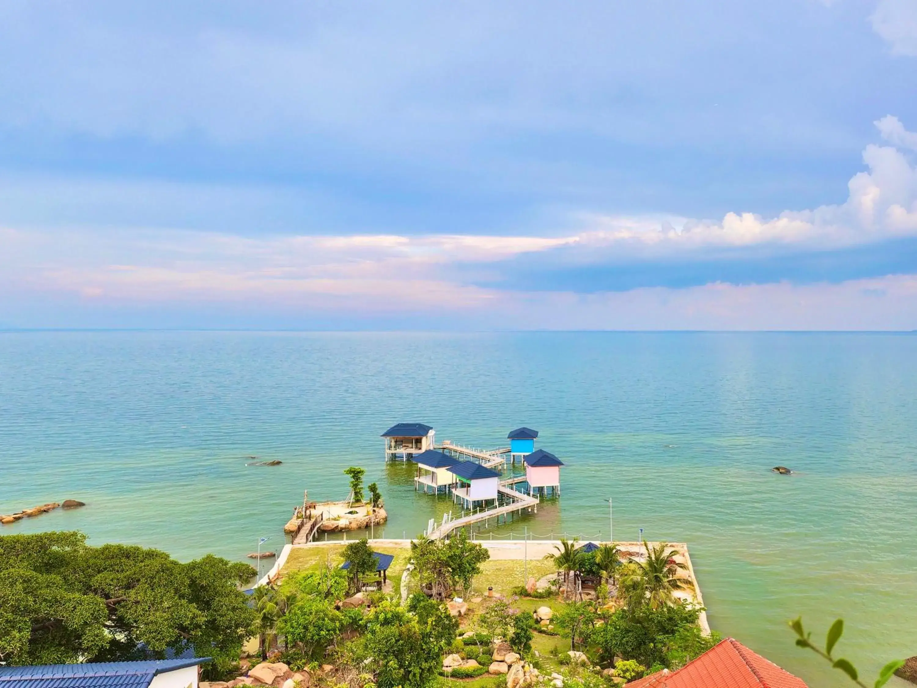 King Room with Sea View in Voyage Phu Quoc Beach Resort King Room with Sea View in Voyage Phu Quoc Beach Resort
