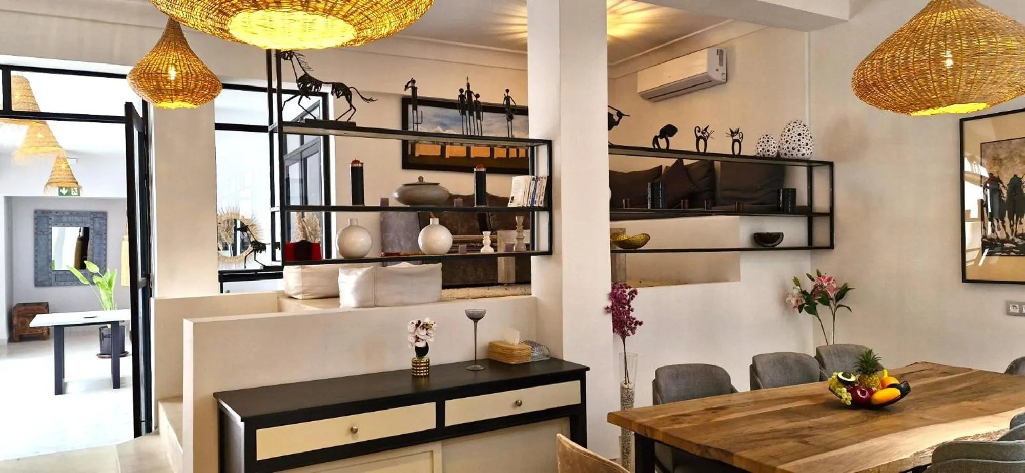 Living room in RIAD 48 & SPA