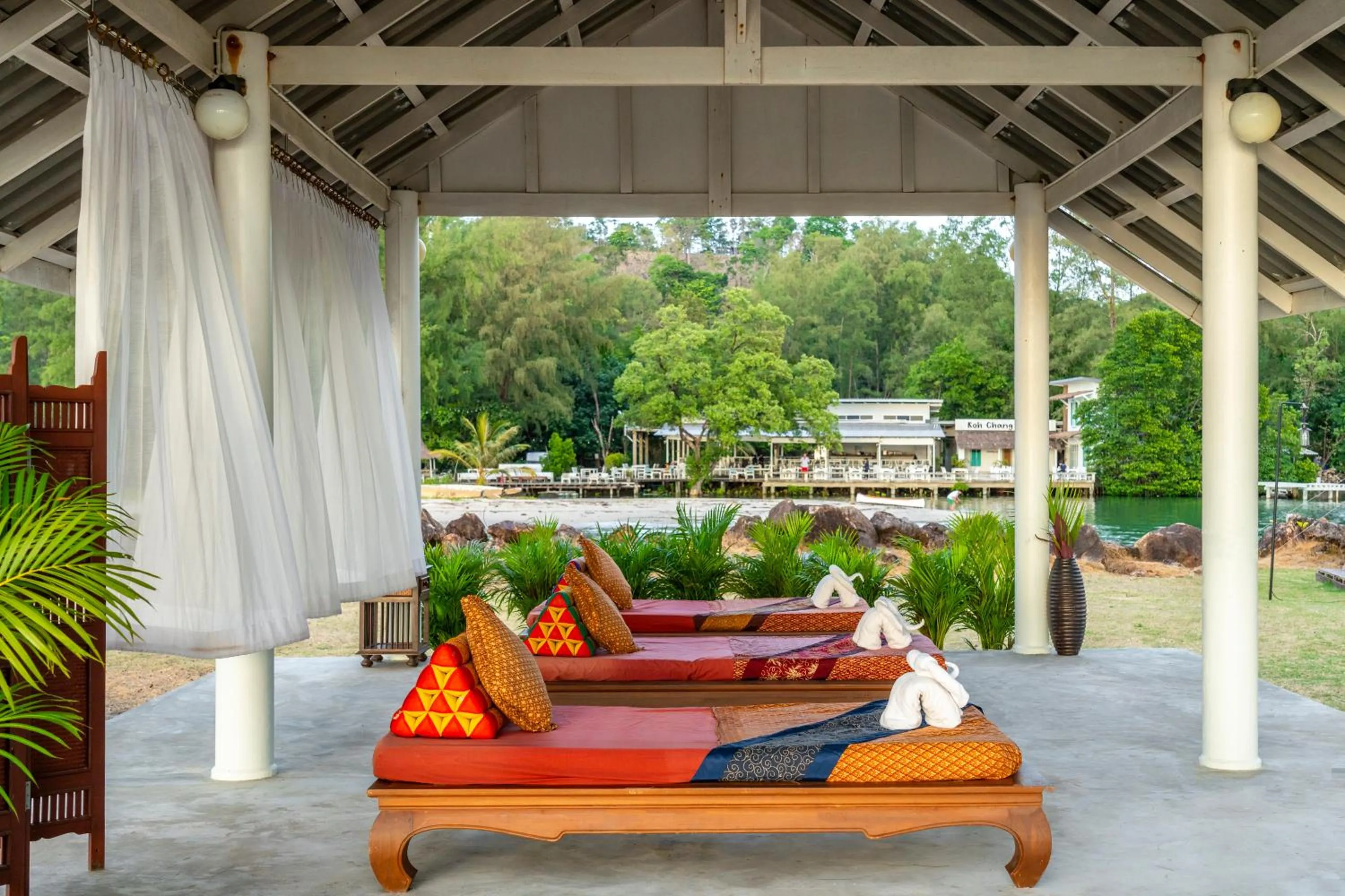 Massage in Koh Chang Longstay Resort