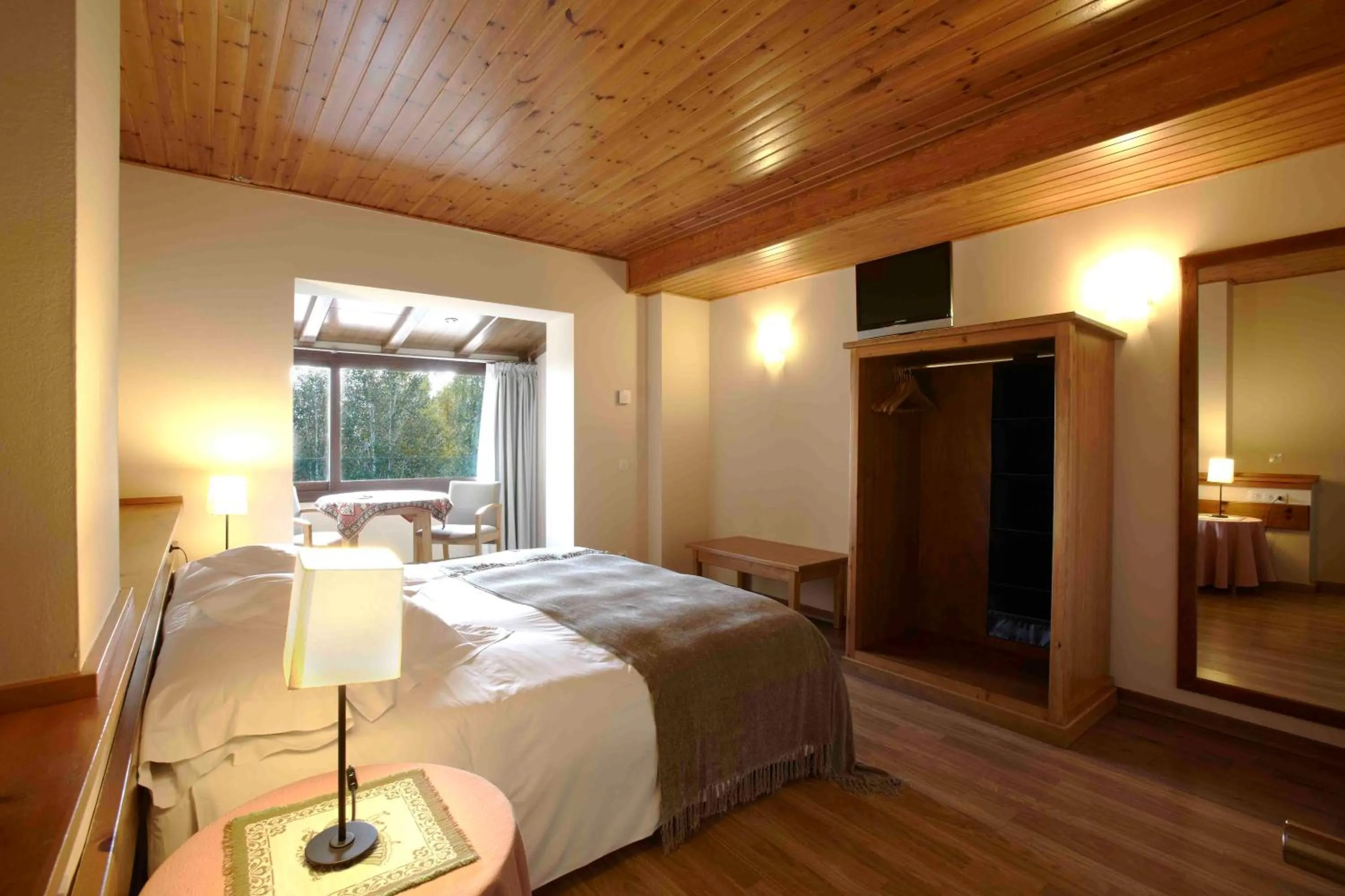 Photo of the whole room, Bed in Hotel Calitxo