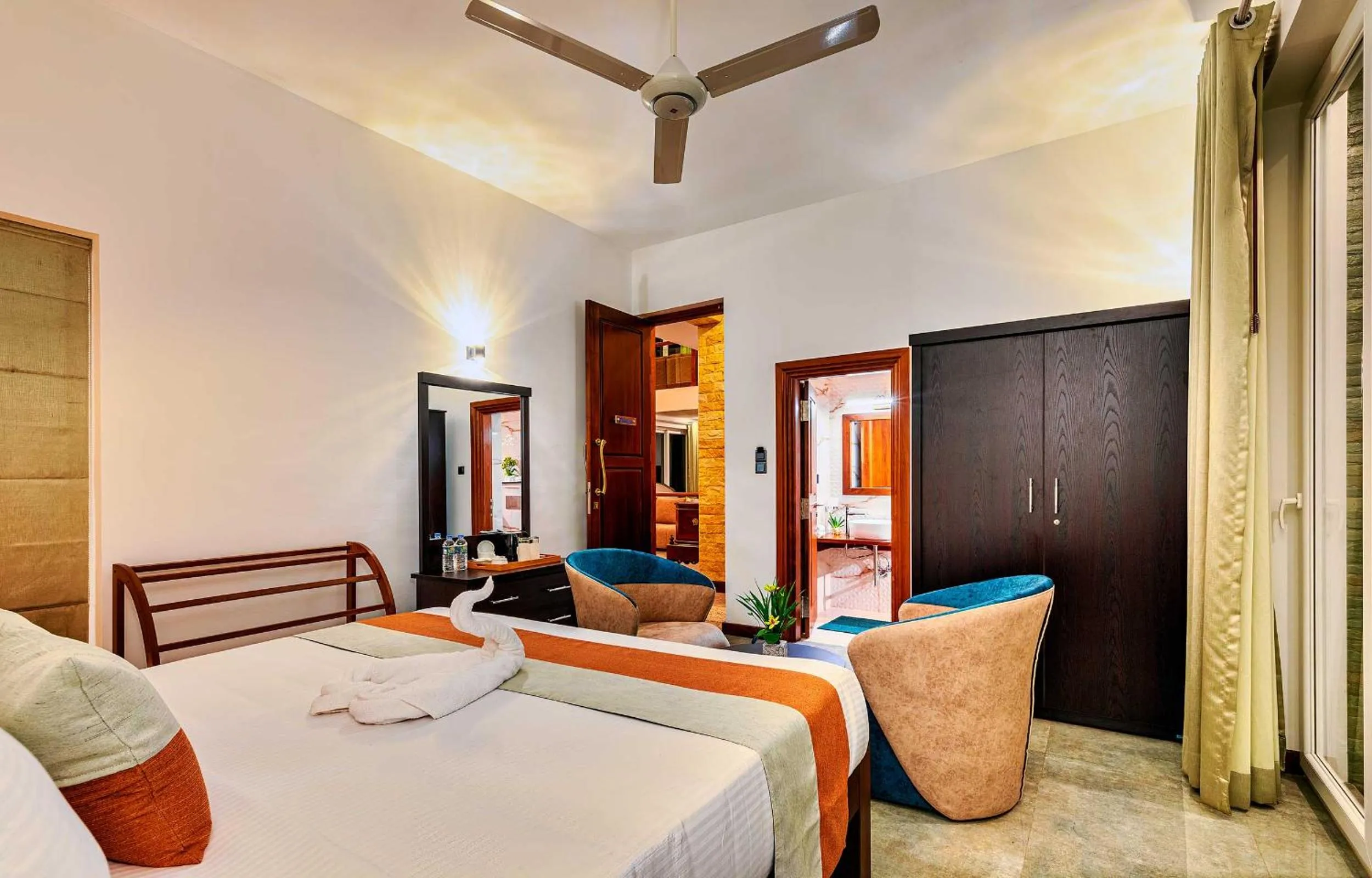 Bedroom, Bed in The Palace by Ocean