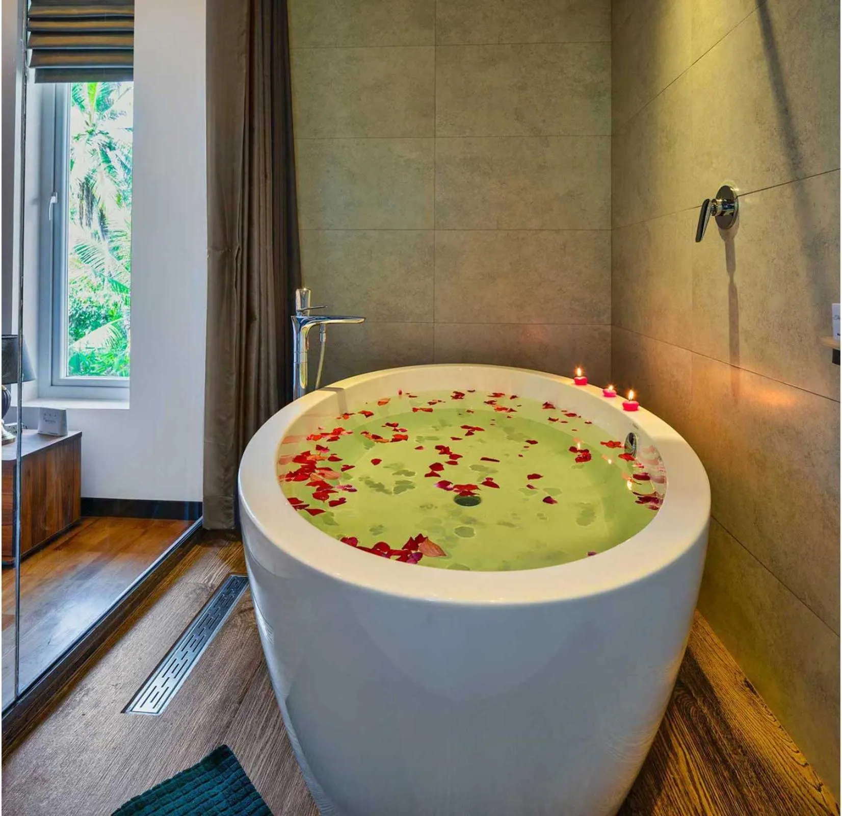 Bath in The Palace by Ocean