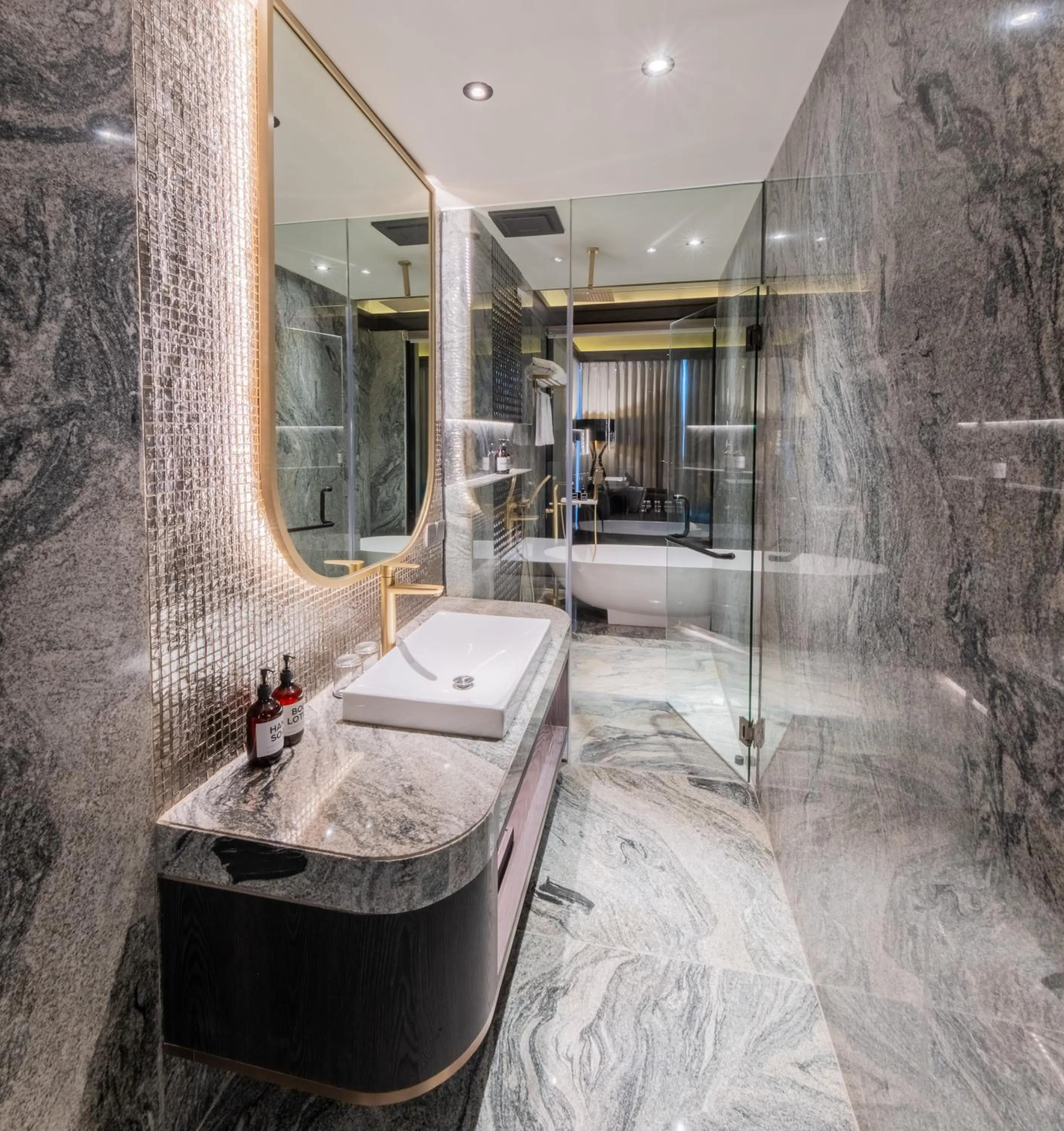 Bathroom in Pentacity Hotel Balikpapan