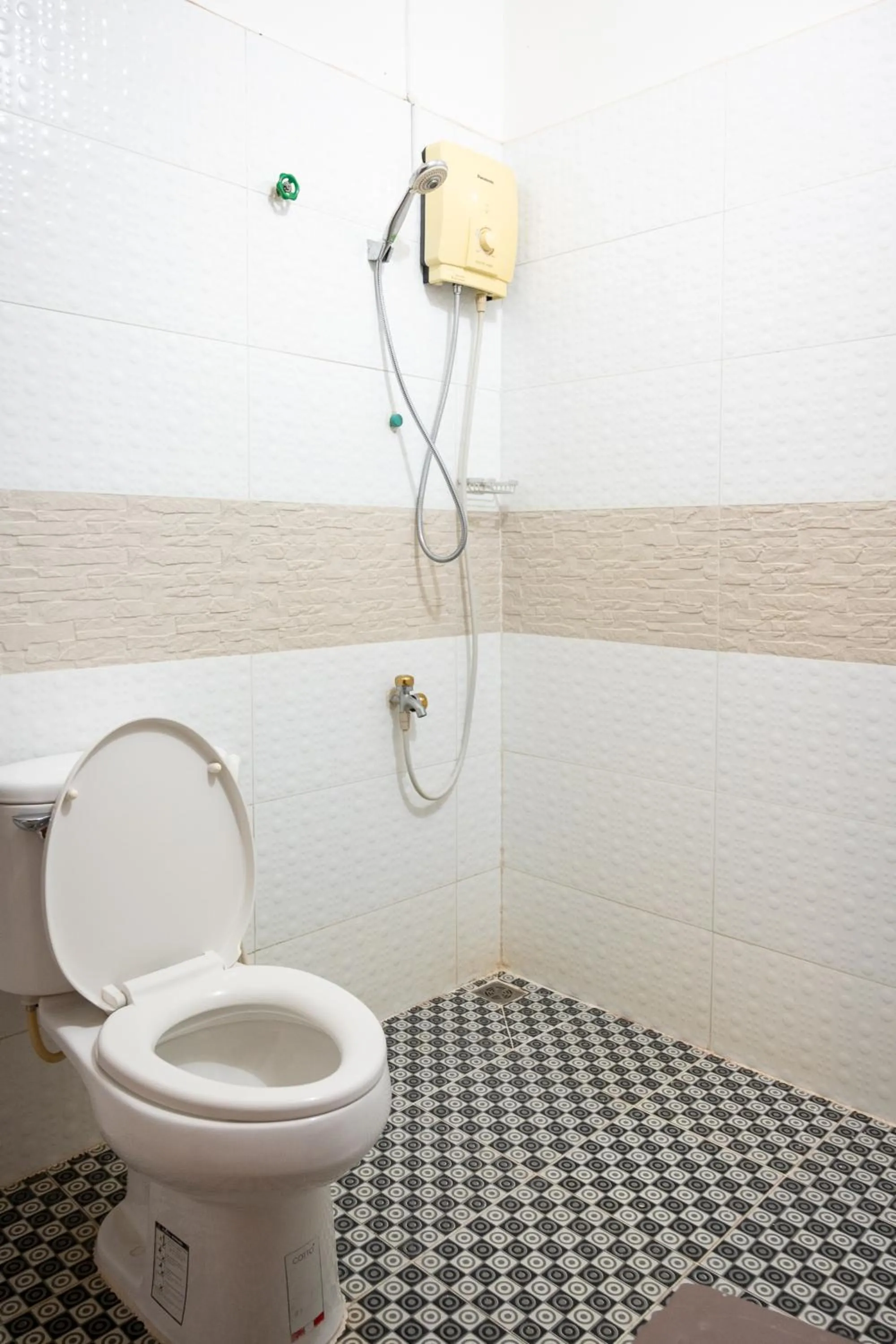 Toilet in Makers Guesthouse