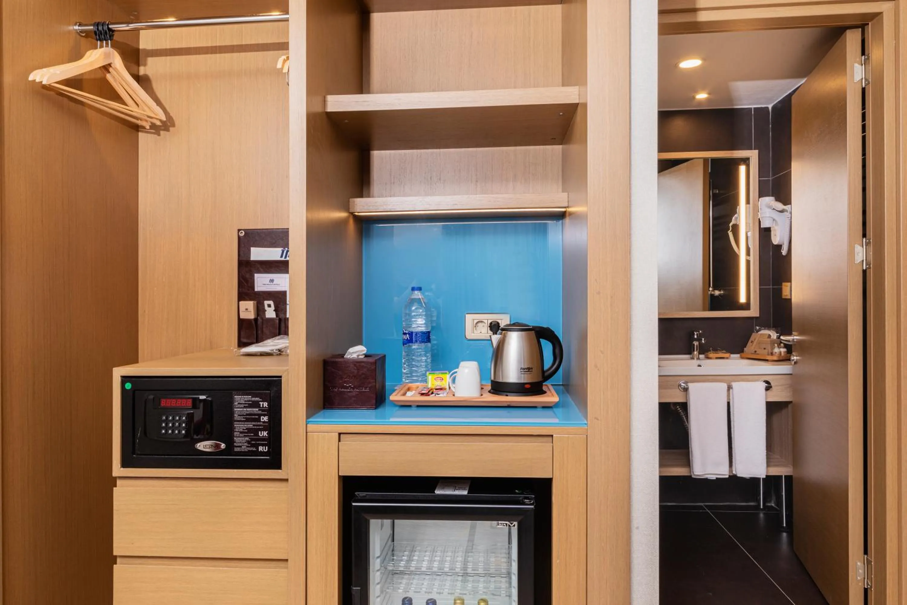 Coffee/tea facilities in Csk The Halich Port İstanbul