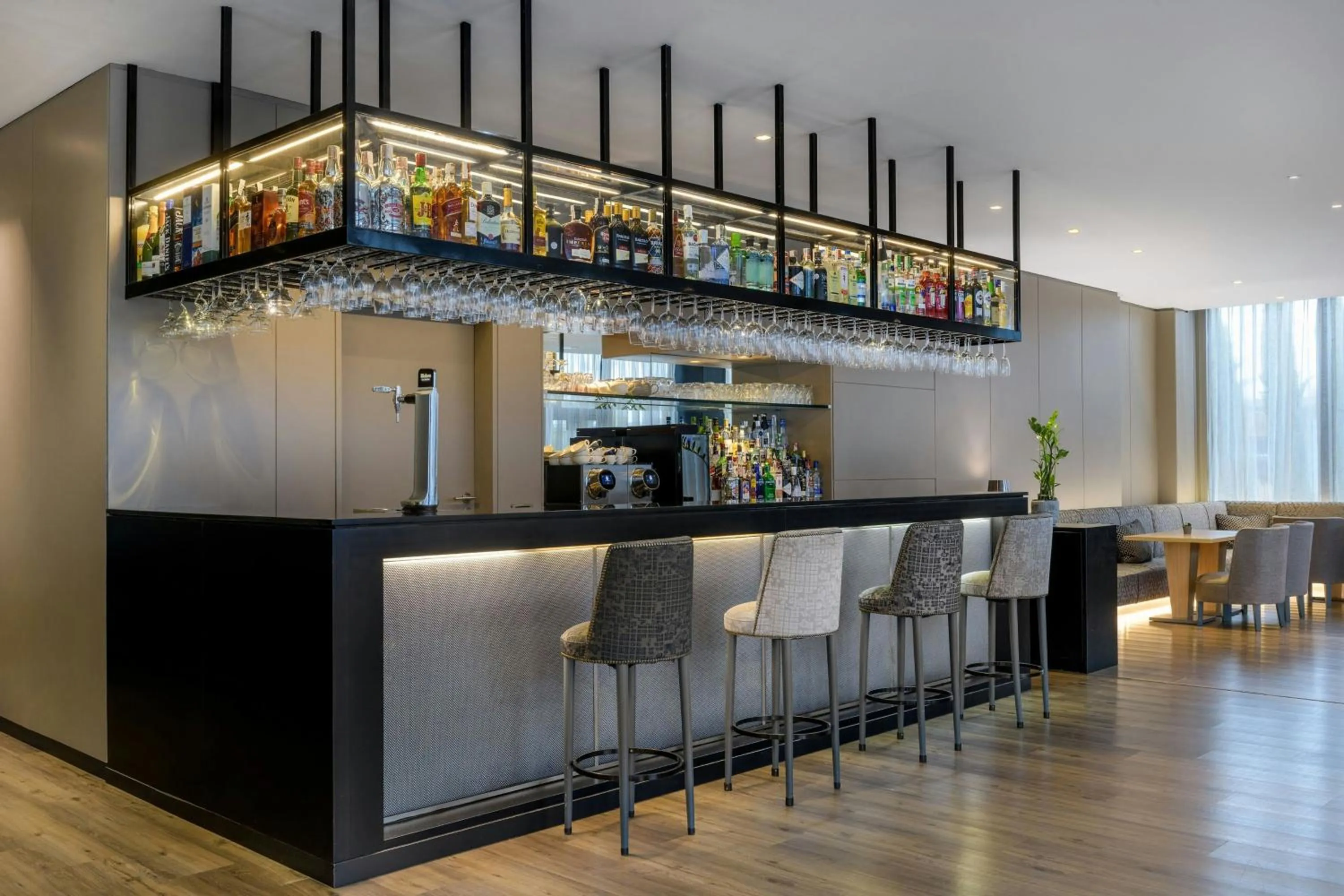 Lounge or bar in AC Hotel La Finca by Marriott