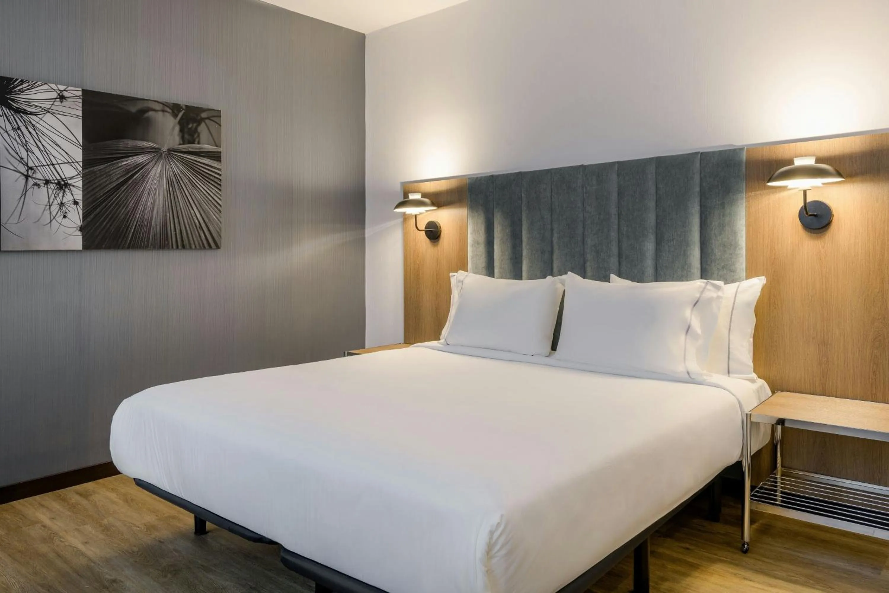 Photo of the whole room, Bed in AC Hotel La Finca by Marriott