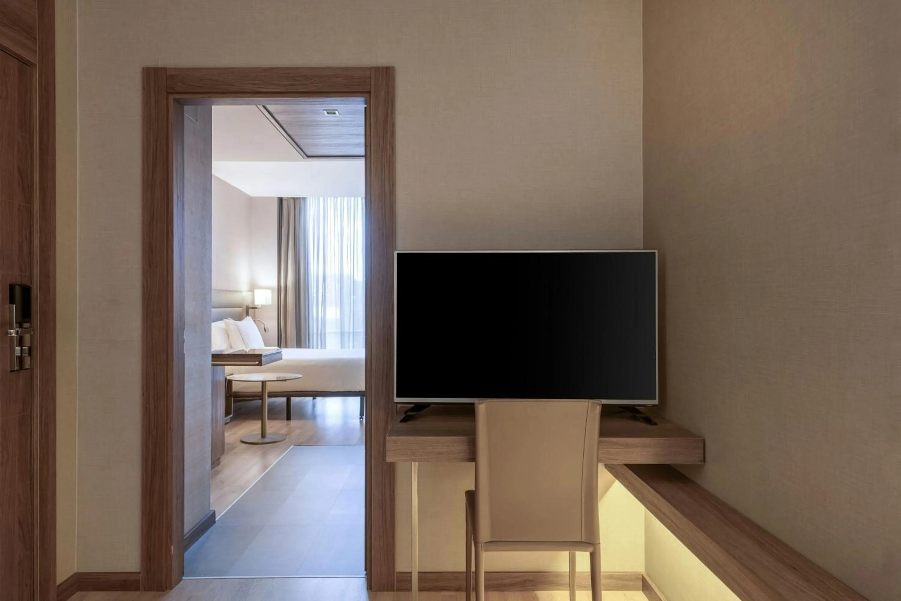 Photo of the whole room in AC Hotel La Finca by Marriott