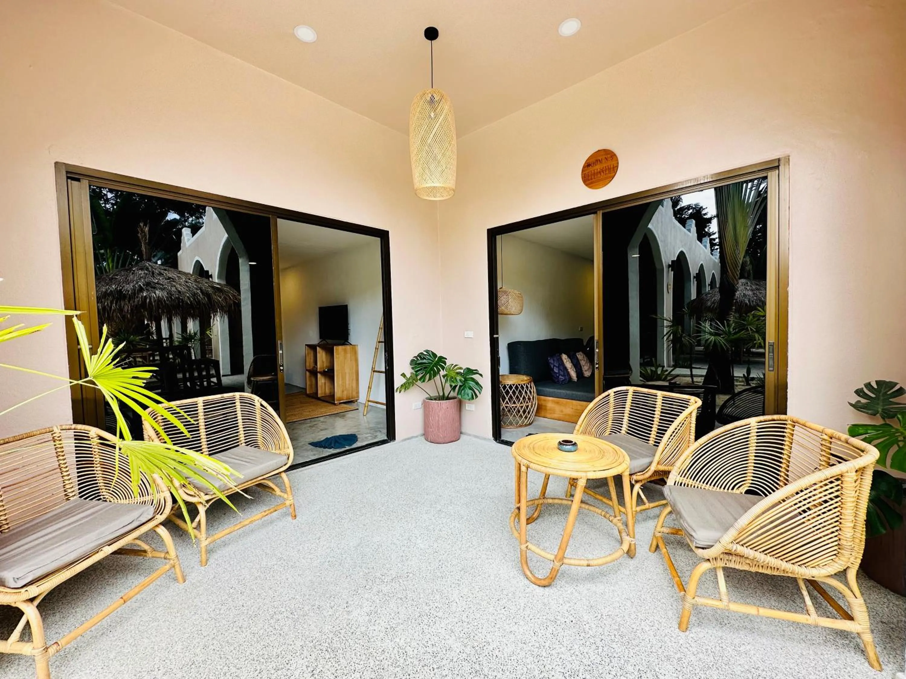 Patio in Zibá Home Suites