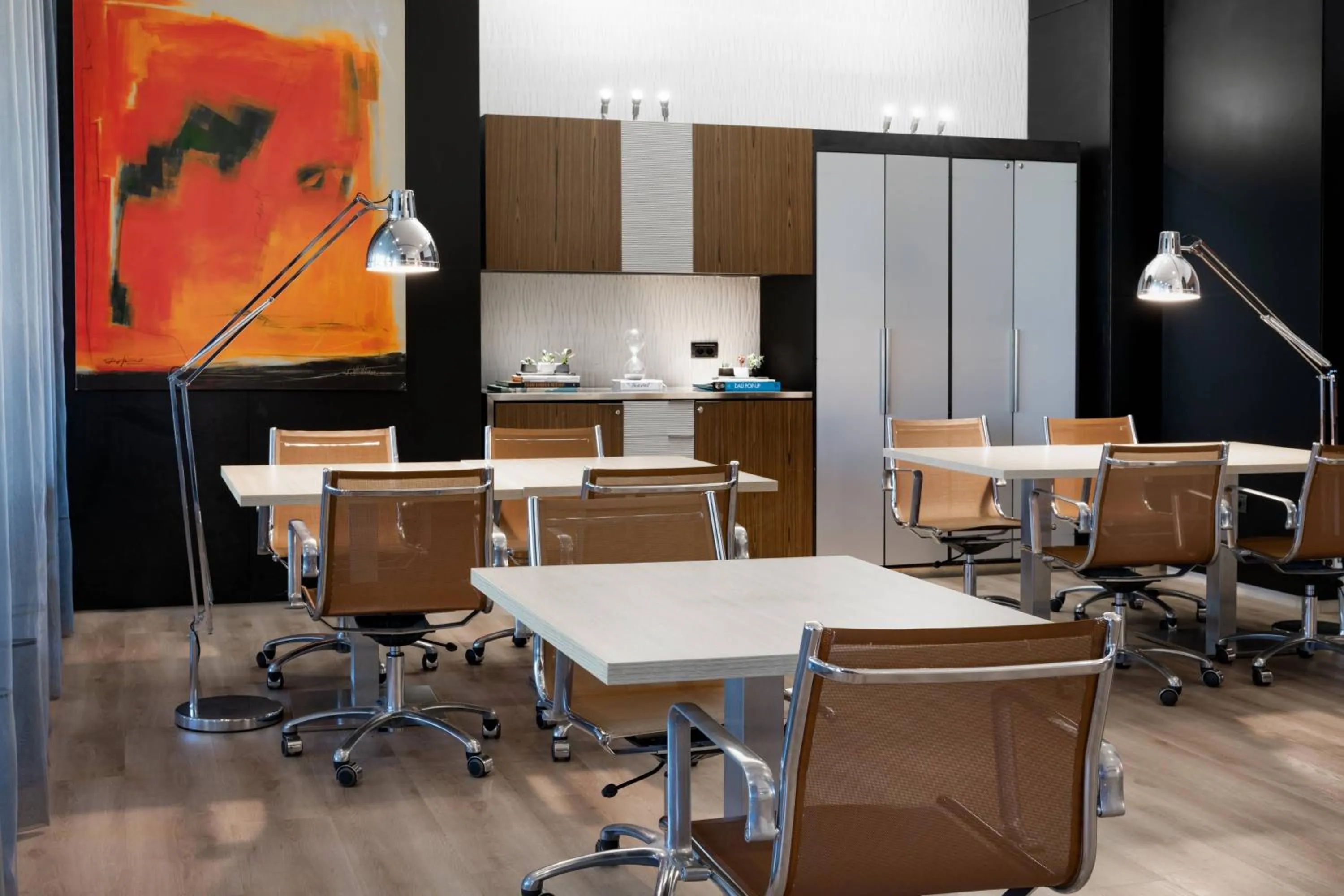 Lounge or bar in AC Hotel Algeciras by Marriott