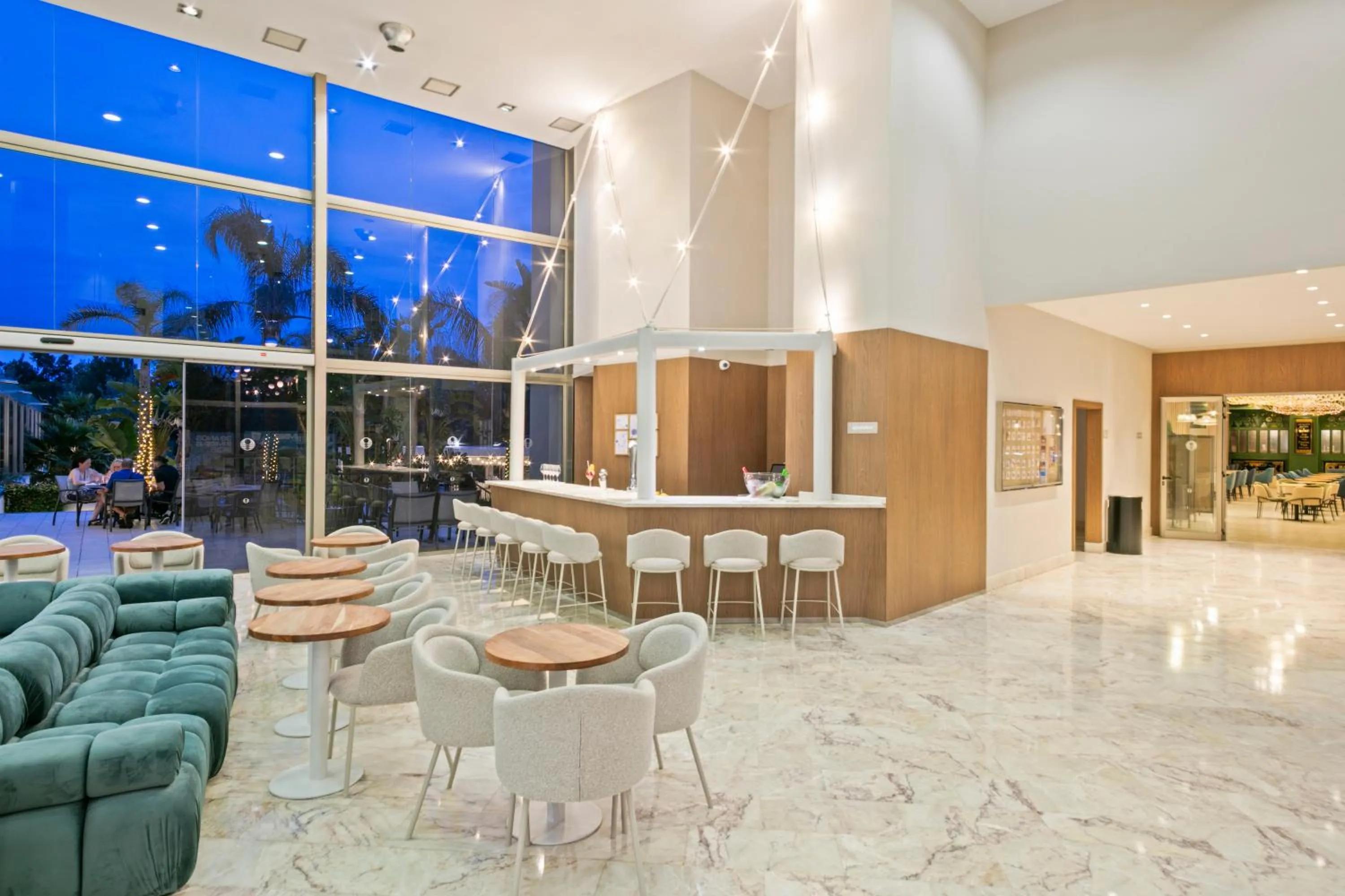 Lounge or bar in Sol Costa Daurada