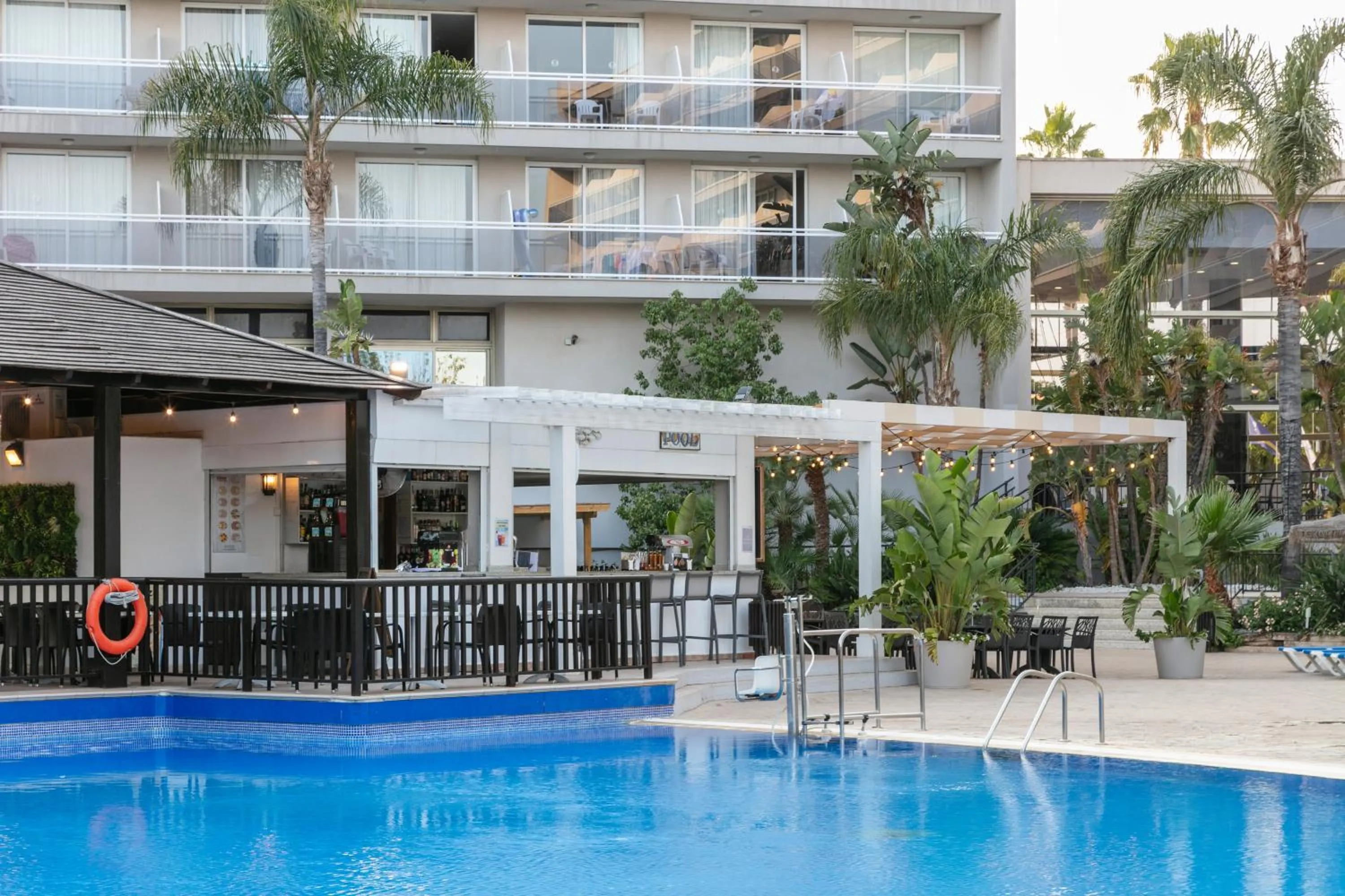 Property building in Sol Costa Daurada