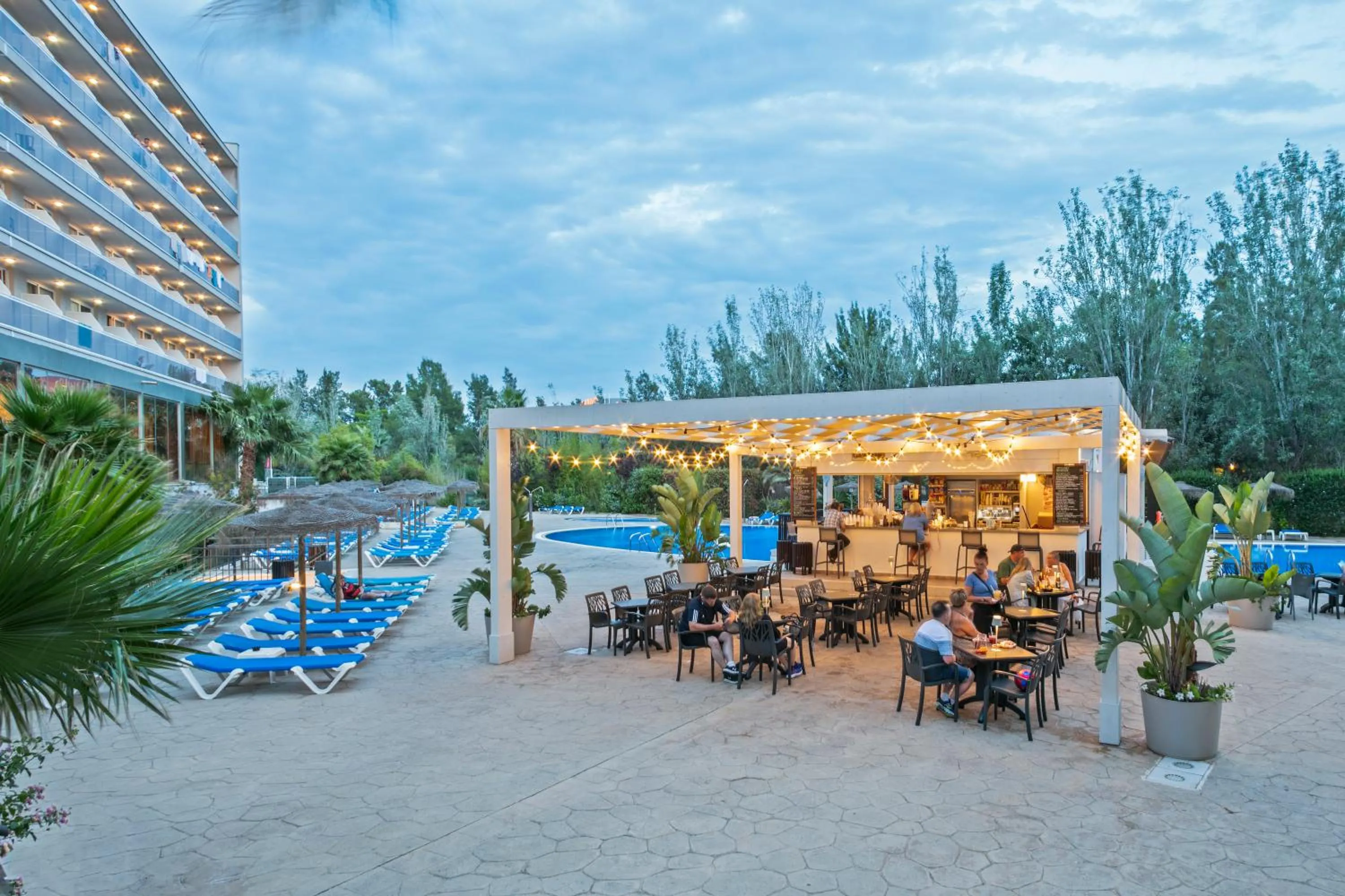 Swimming pool in Sol Costa Daurada