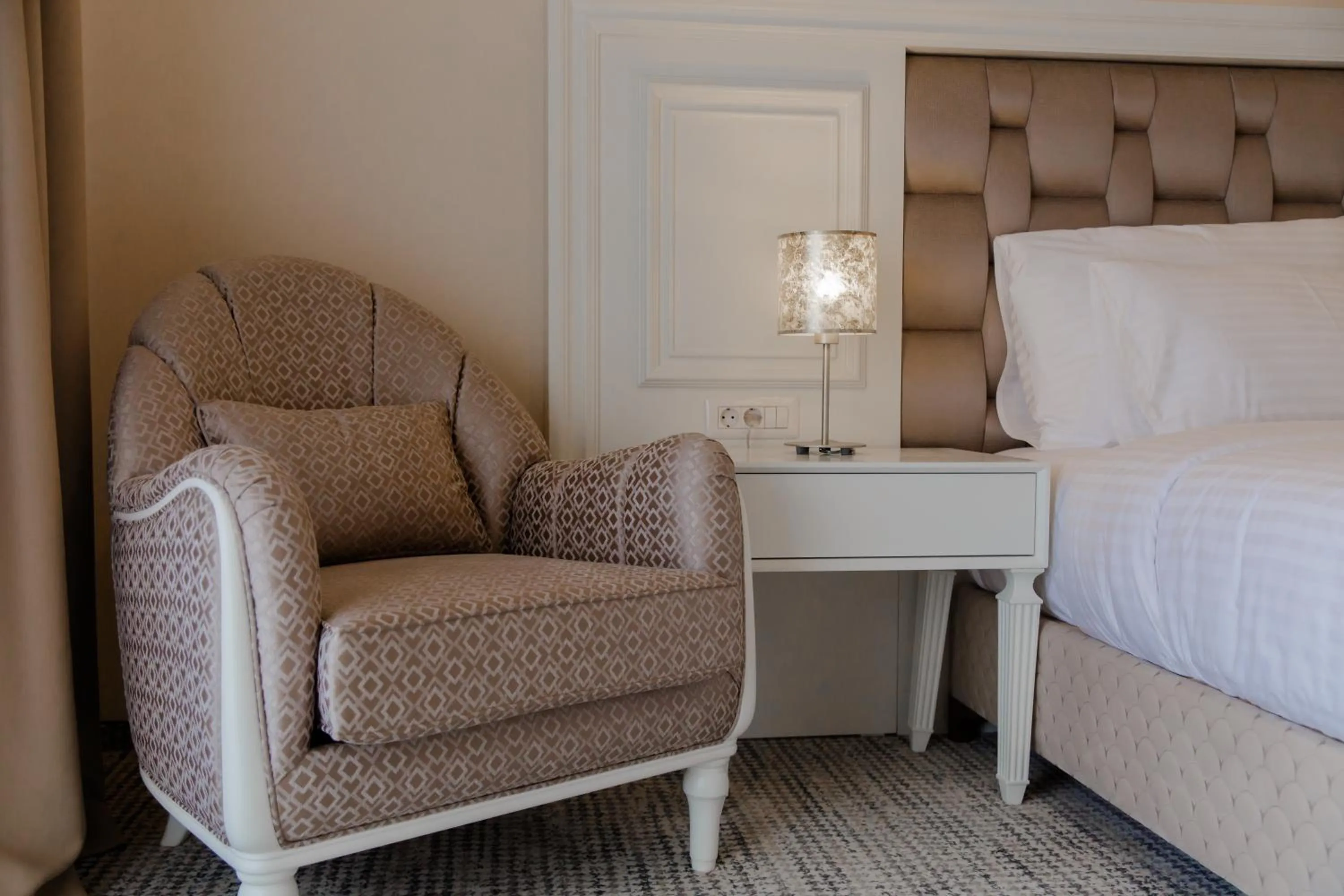 Bed in Muller Hotel Boutique & Spa