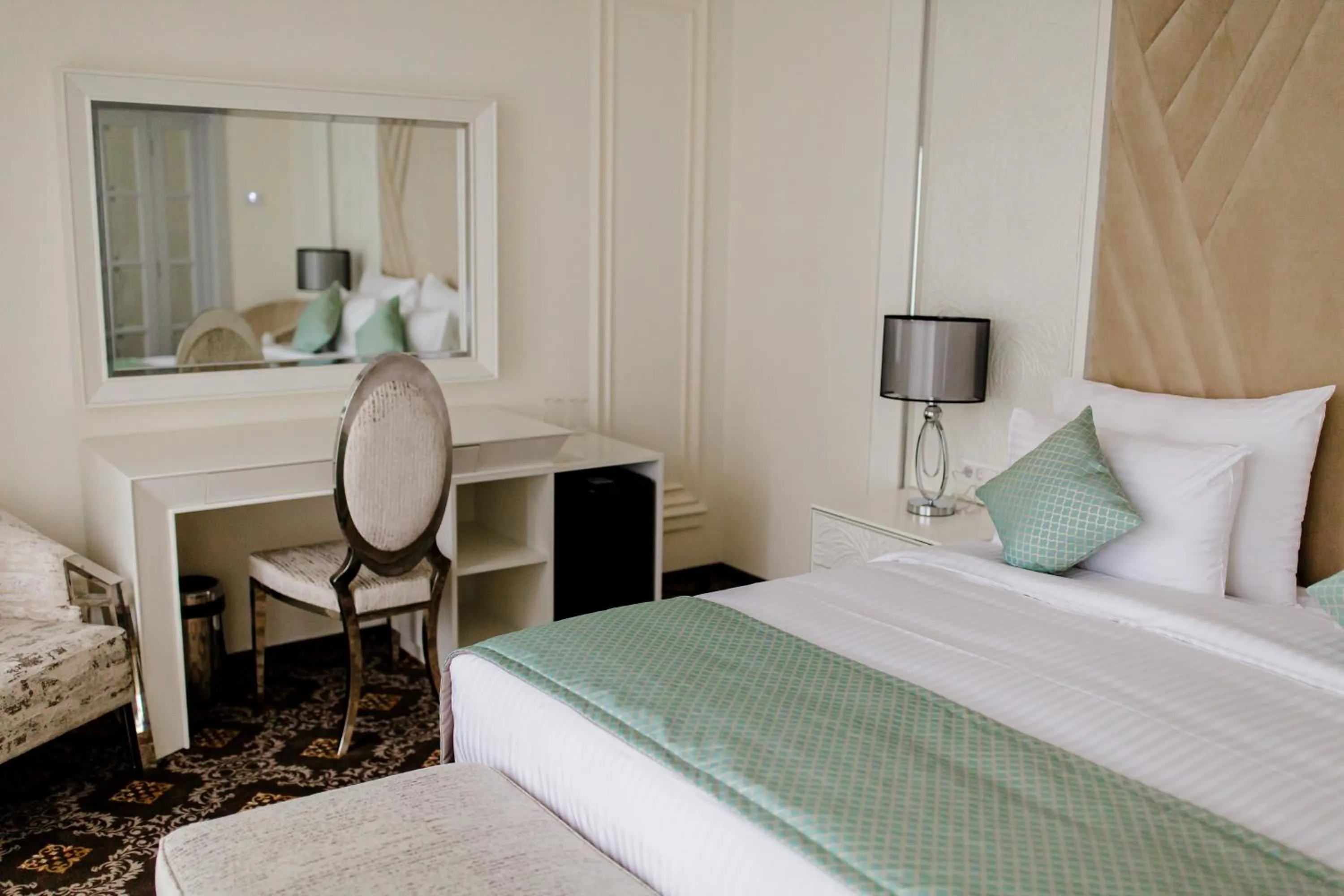 Bed in Muller Hotel Boutique & Spa