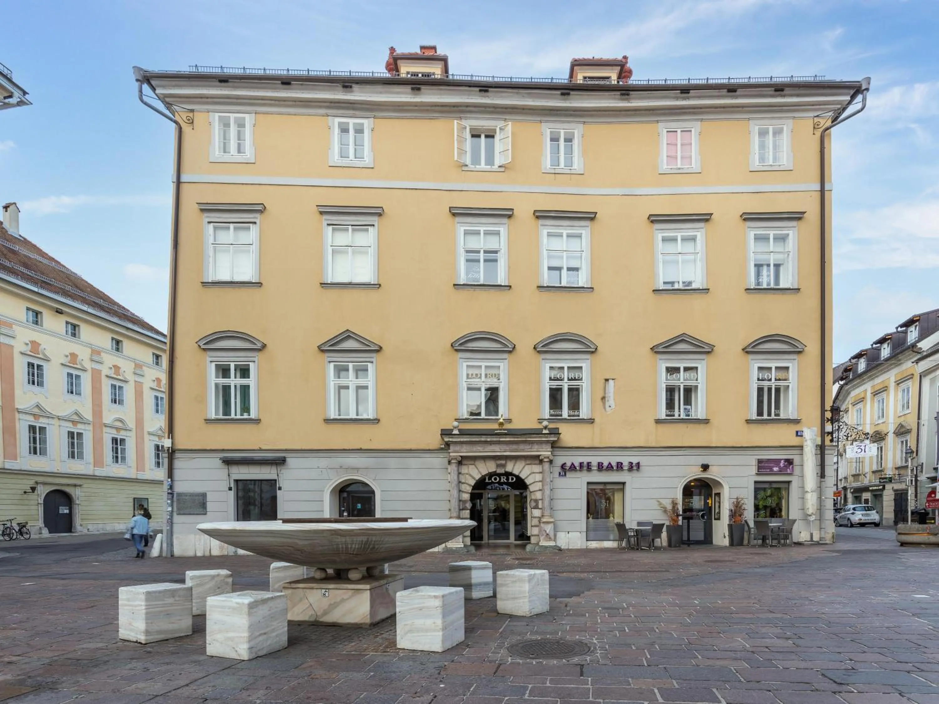 Neighbourhood in Limehome Klagenfurt Goessgasse