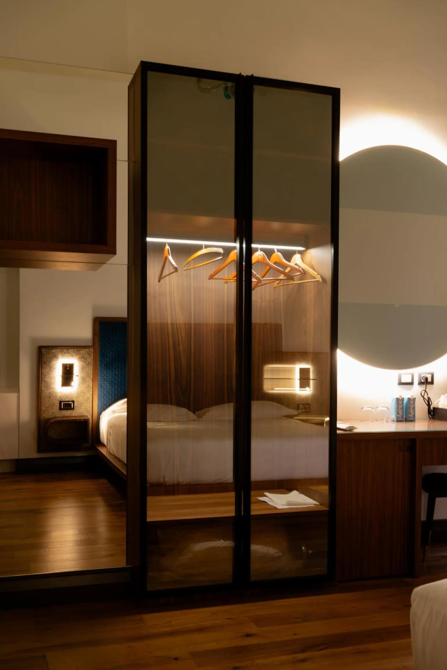 Bed in Lo Stemma Luxury Boutique Hotel