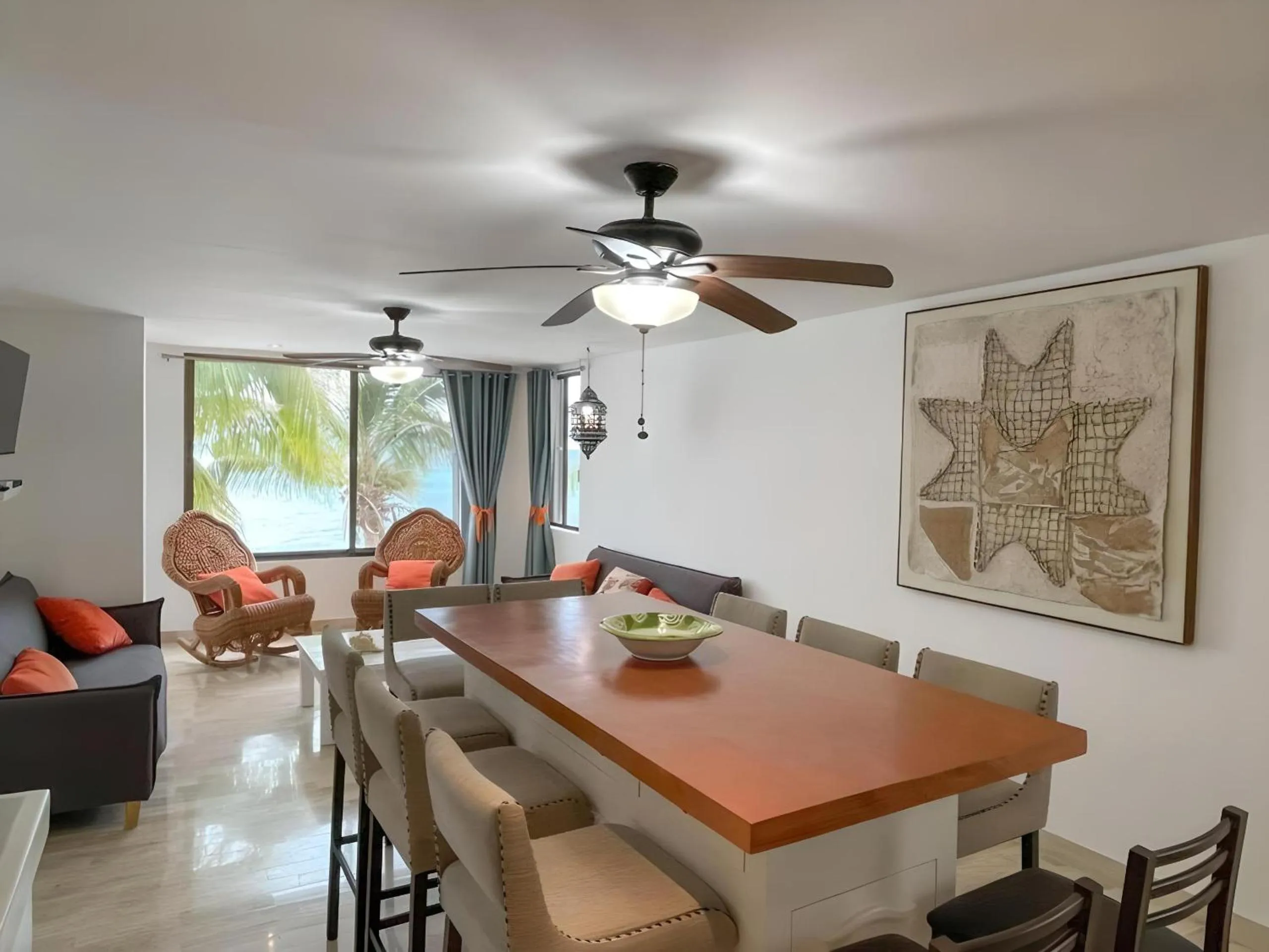 Living room in Hopelchen by Andiani Travel