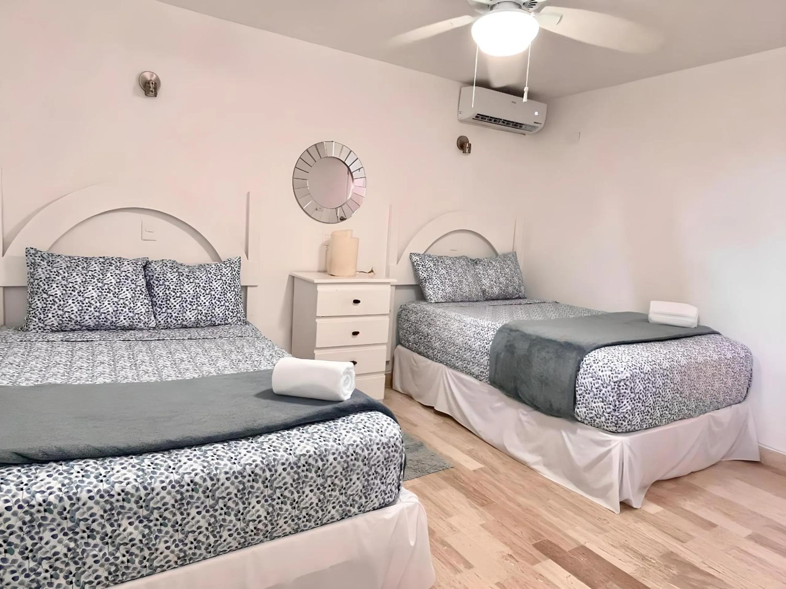 Bedroom, Bed in Hopelchen by Andiani Travel