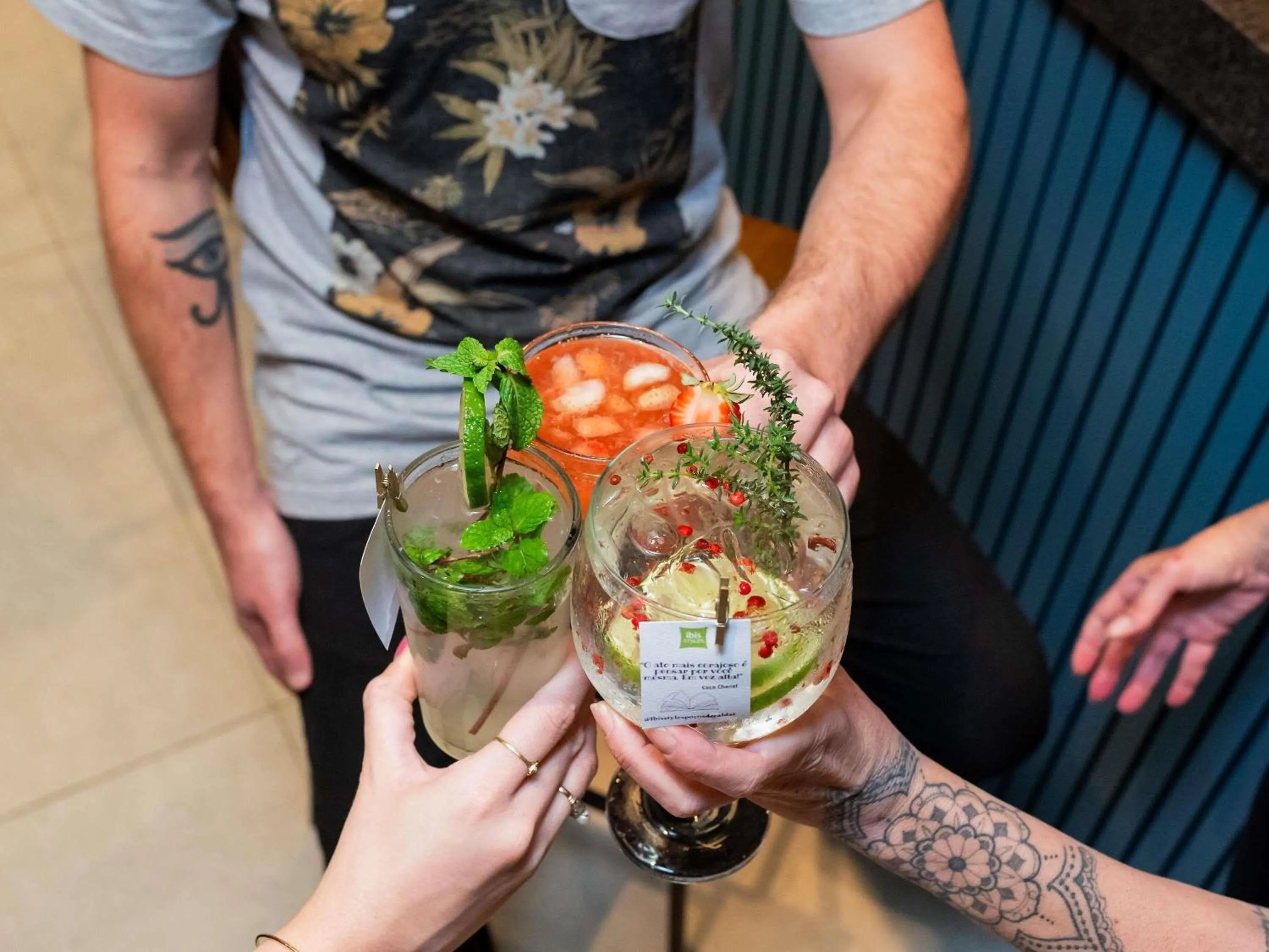 Lounge or bar in ibis Styles Poços de Caldas