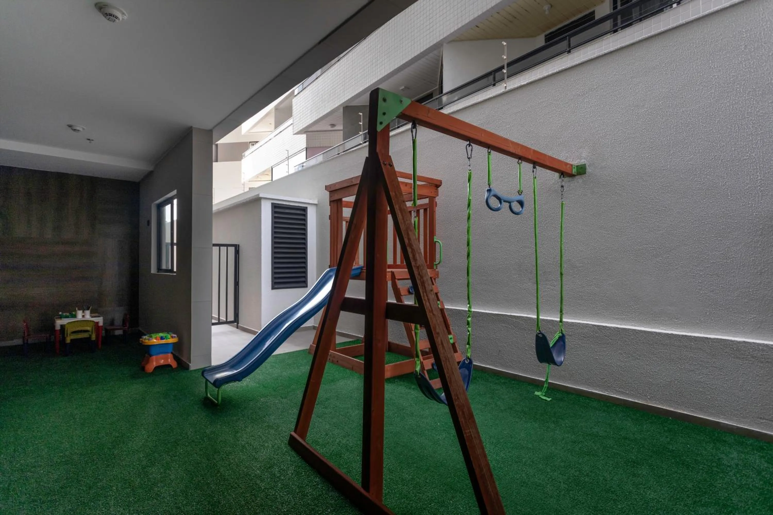 children in ibis Styles Maceió Pajuçara