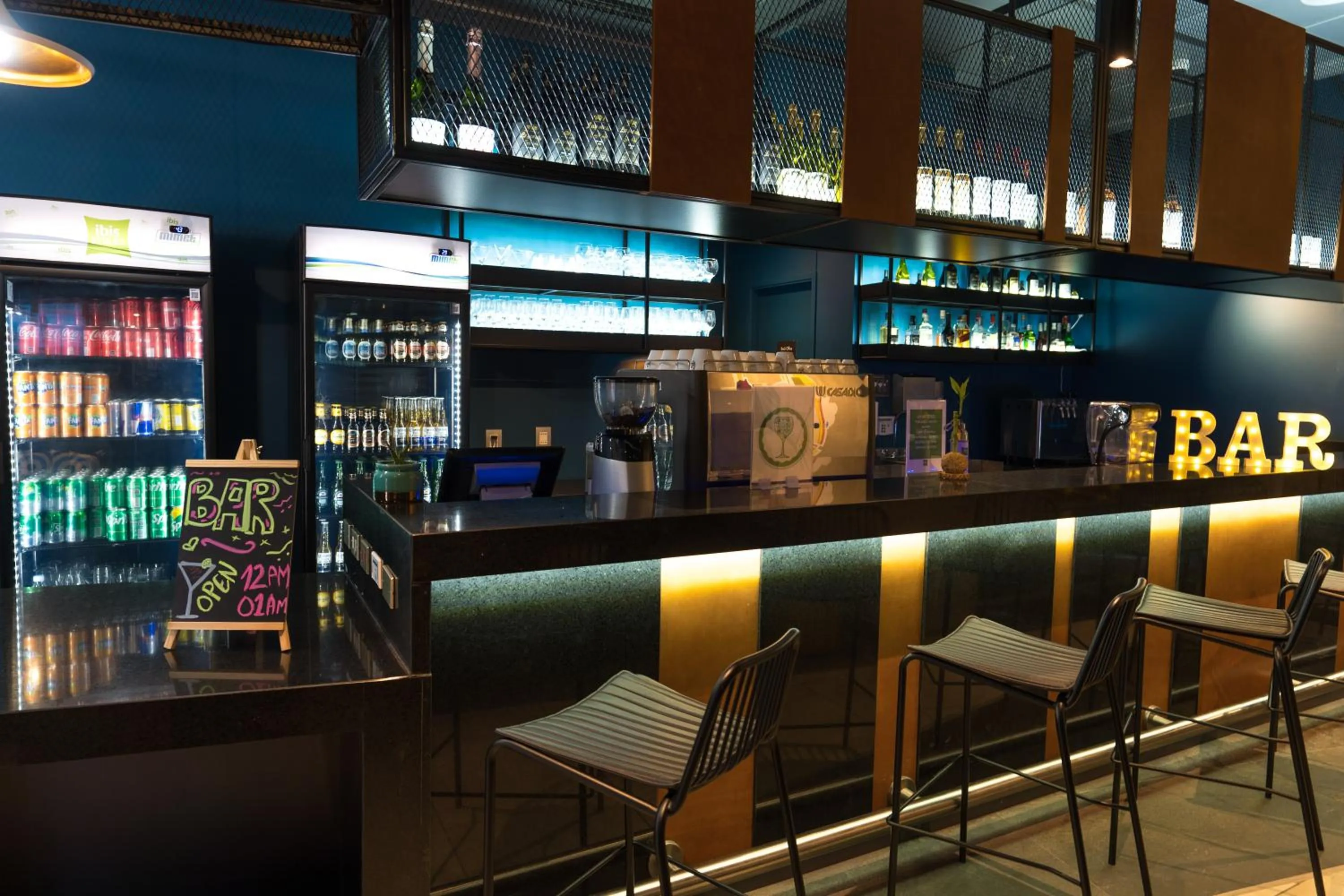 Lounge or bar in ibis Styles Antofagasta