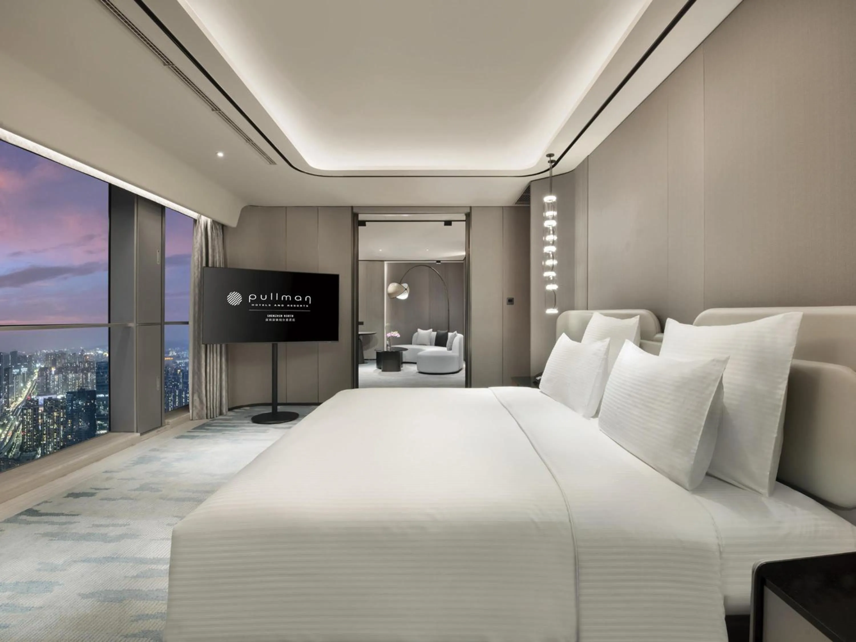 Bedroom, Bed in Pullman Shenzhen North