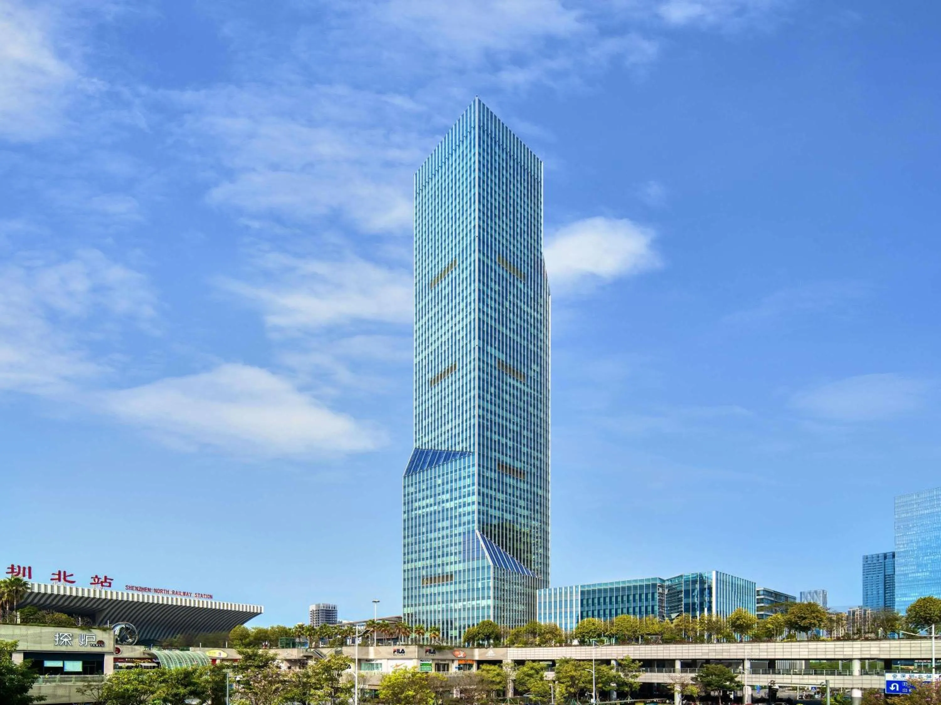 Property building in Pullman Shenzhen North