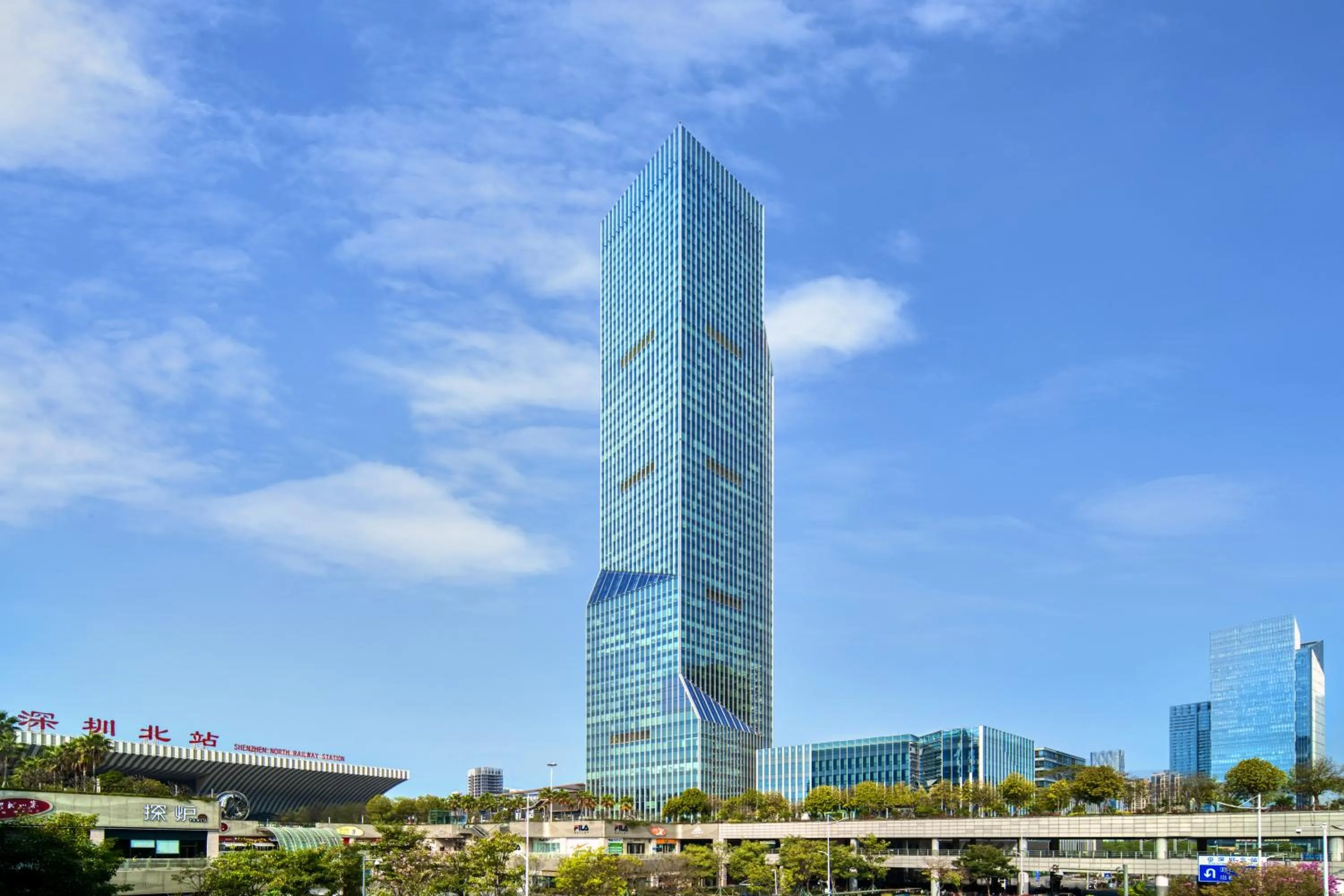 Property building in Pullman Shenzhen North