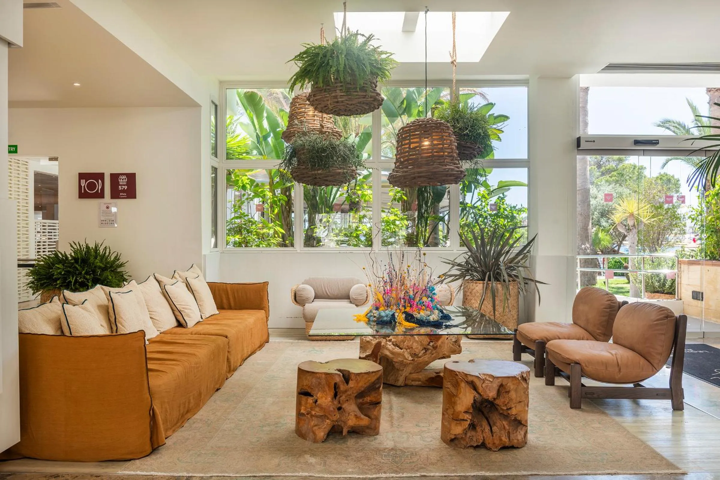 Lobby or reception in Leonardo Royal Hotel Ibiza Santa Eulalia