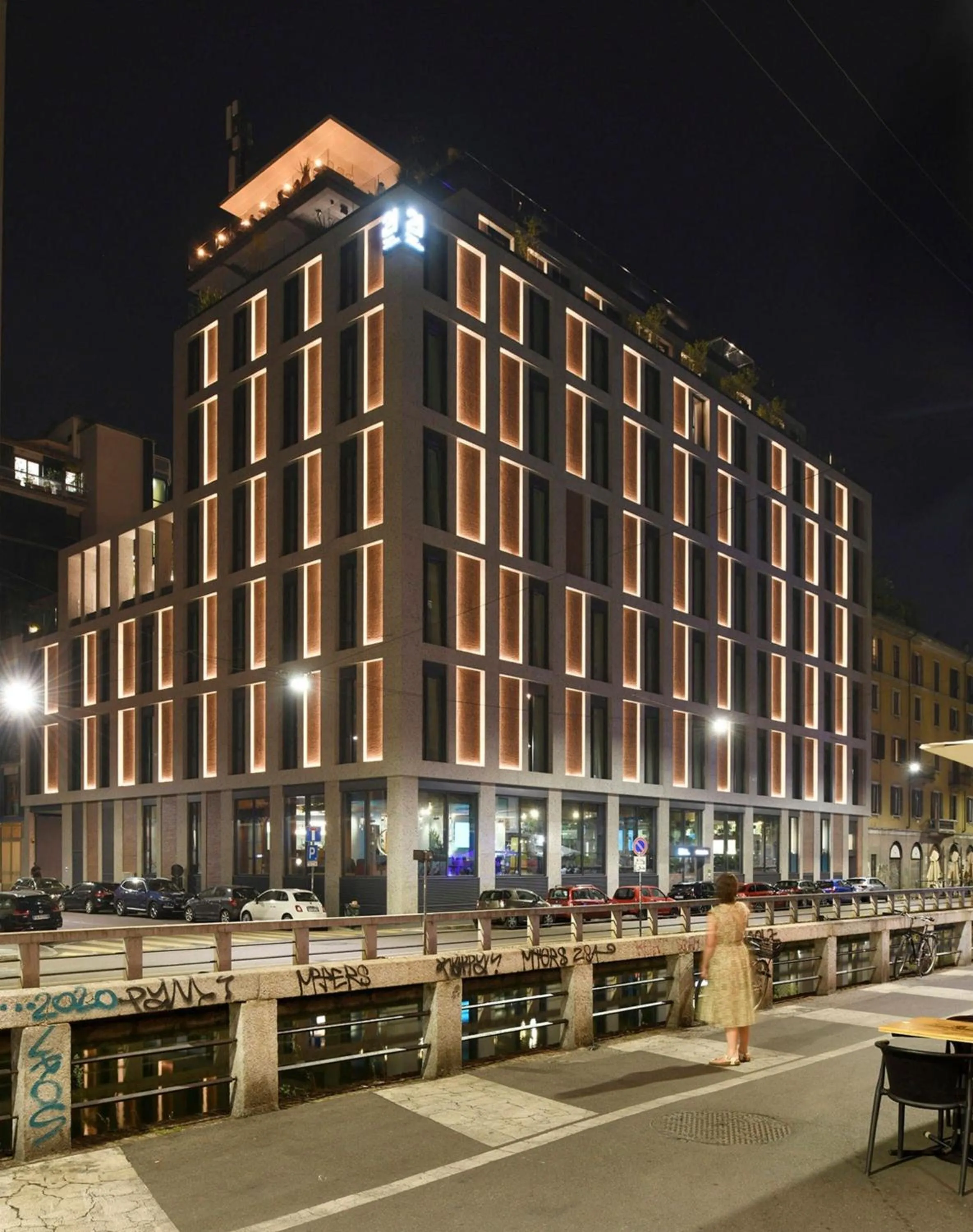 Property building in 21 House of Stories Navigli