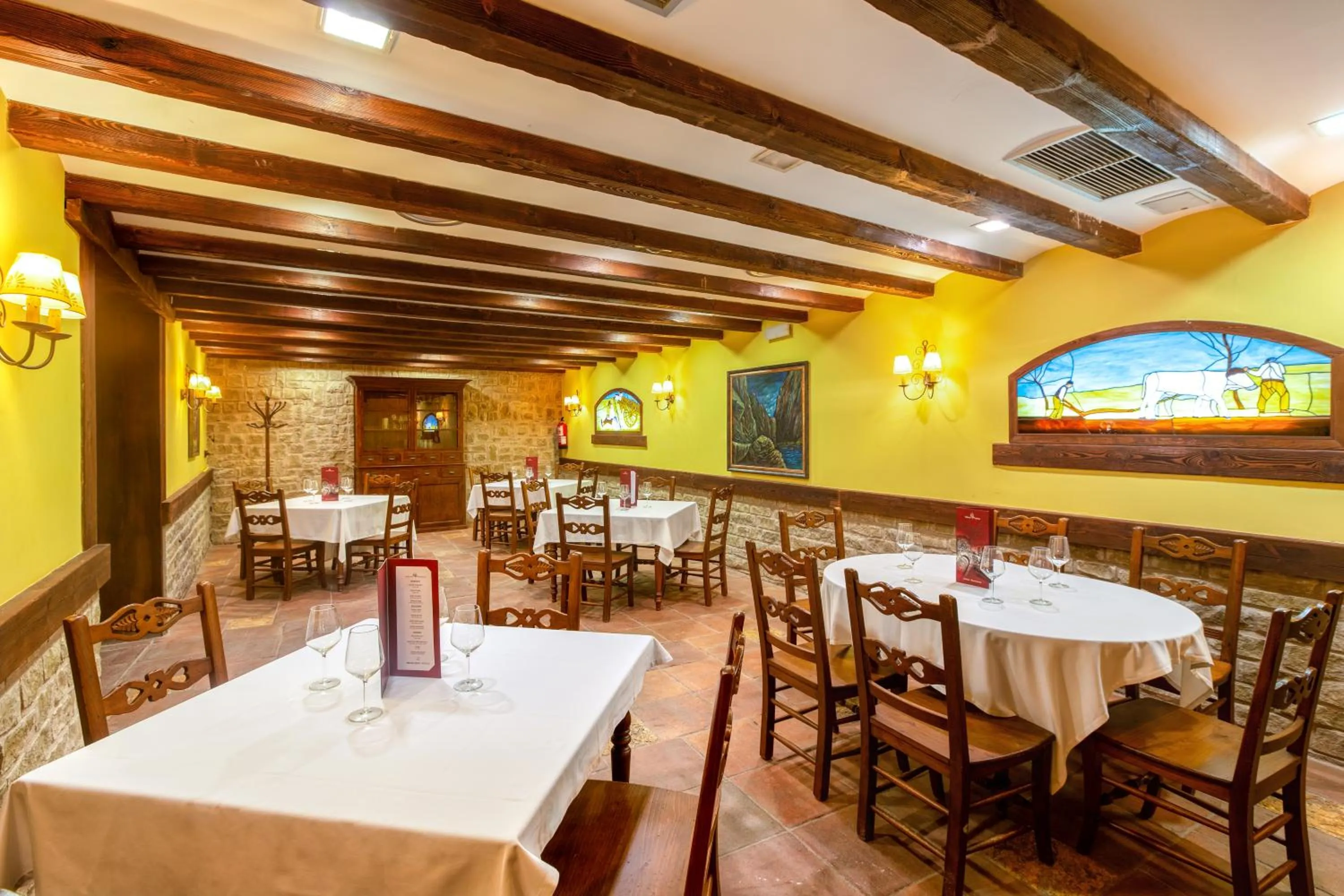 Restaurant/places to eat in Hotel Palacio Pujadas by Pandora Hoteles
