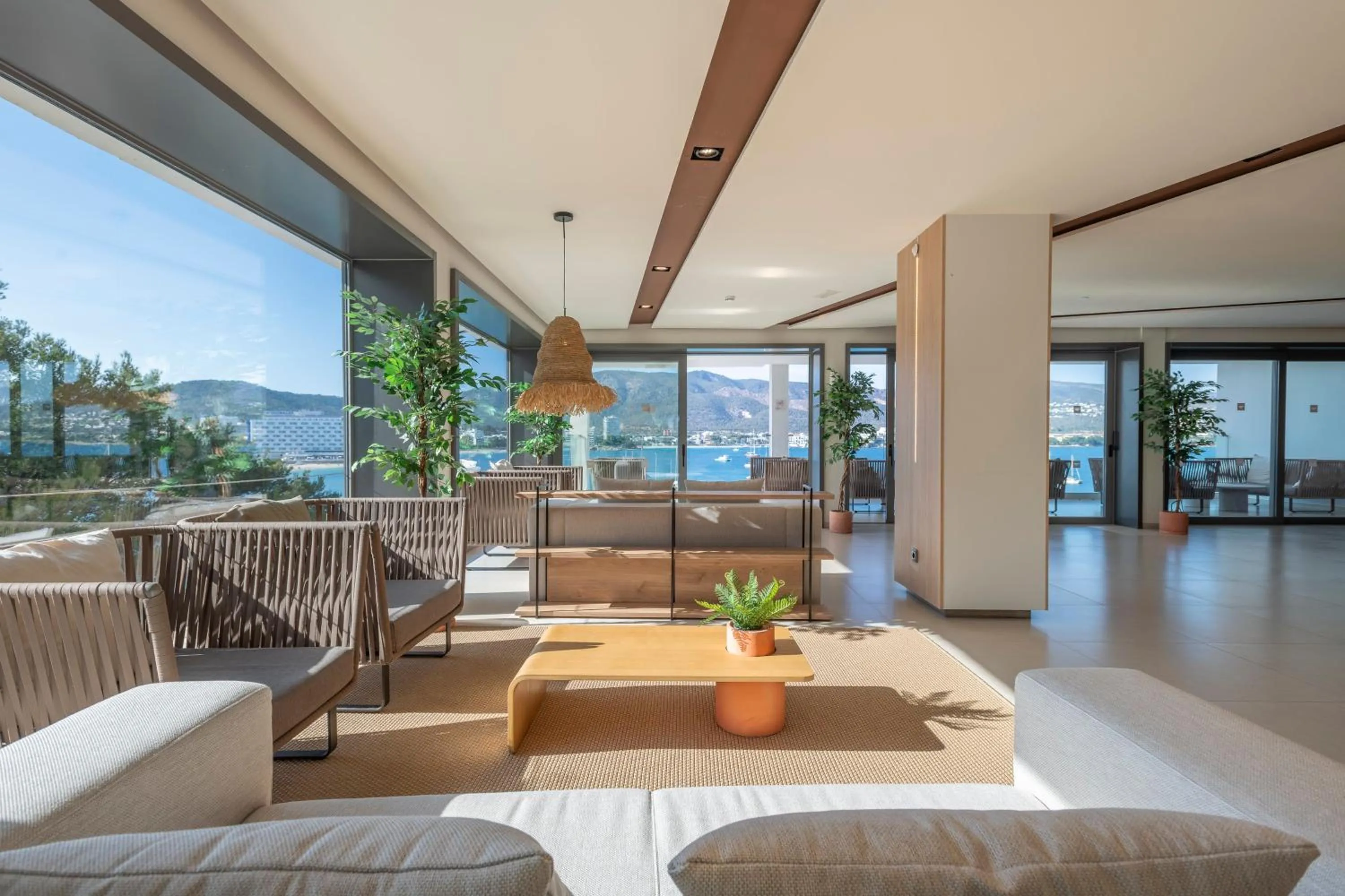 Lobby or reception in Leonardo Royal Hotel Mallorca