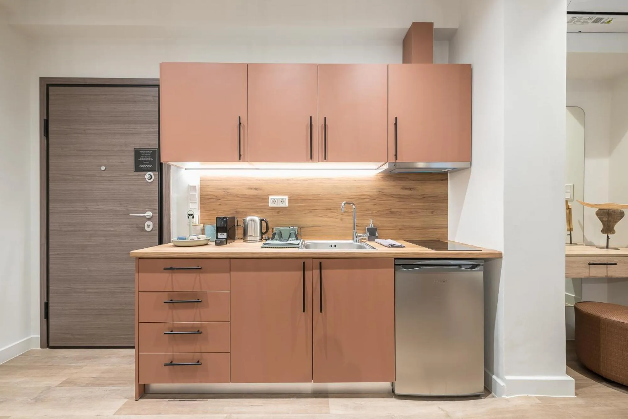 Kitchen or kitchenette in Aeiphoria Suites & Rooms - Athens