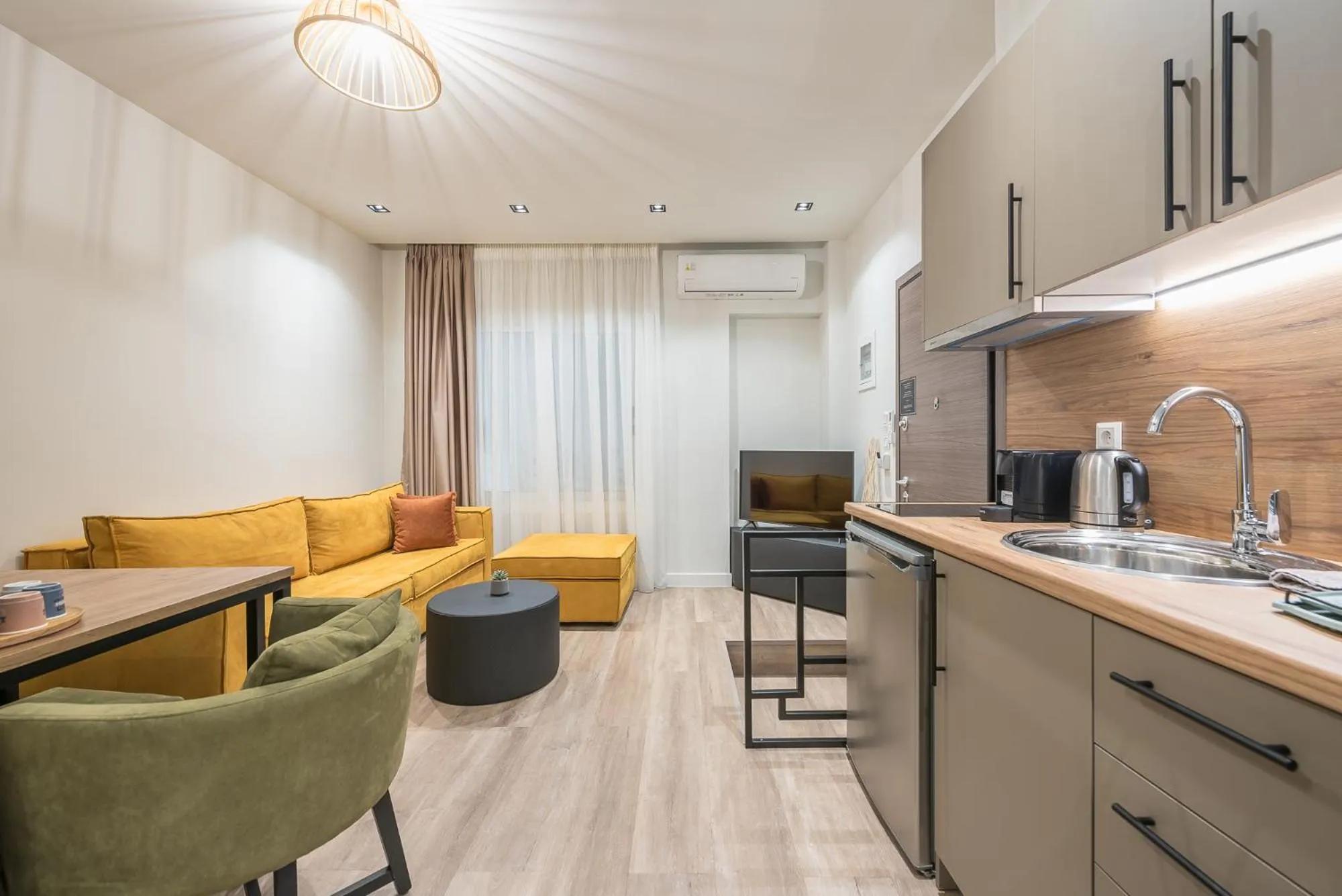 Living room in Aeiphoria Suites & Rooms - Athens