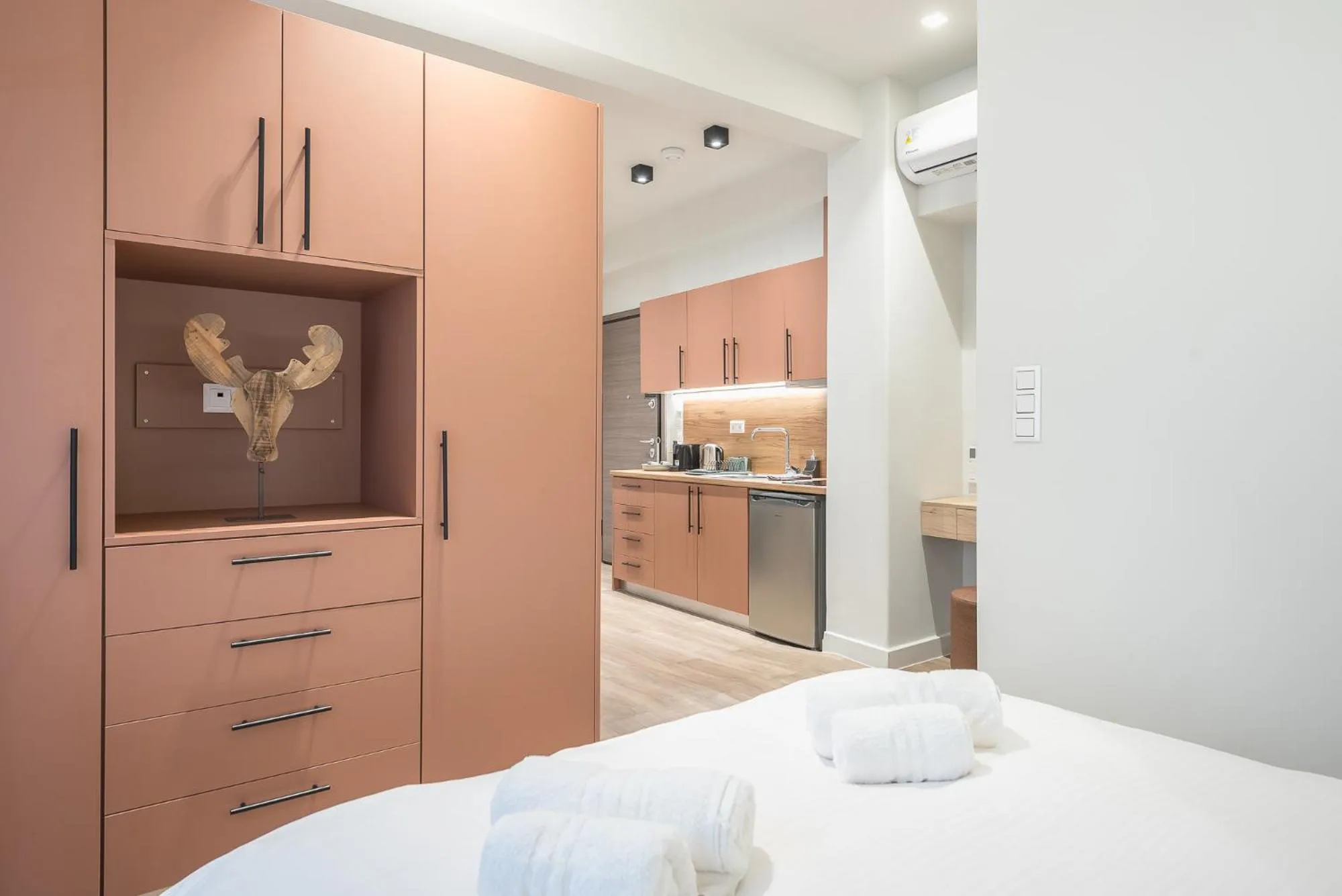 Bedroom, Bed in Aeiphoria Suites & Rooms - Athens