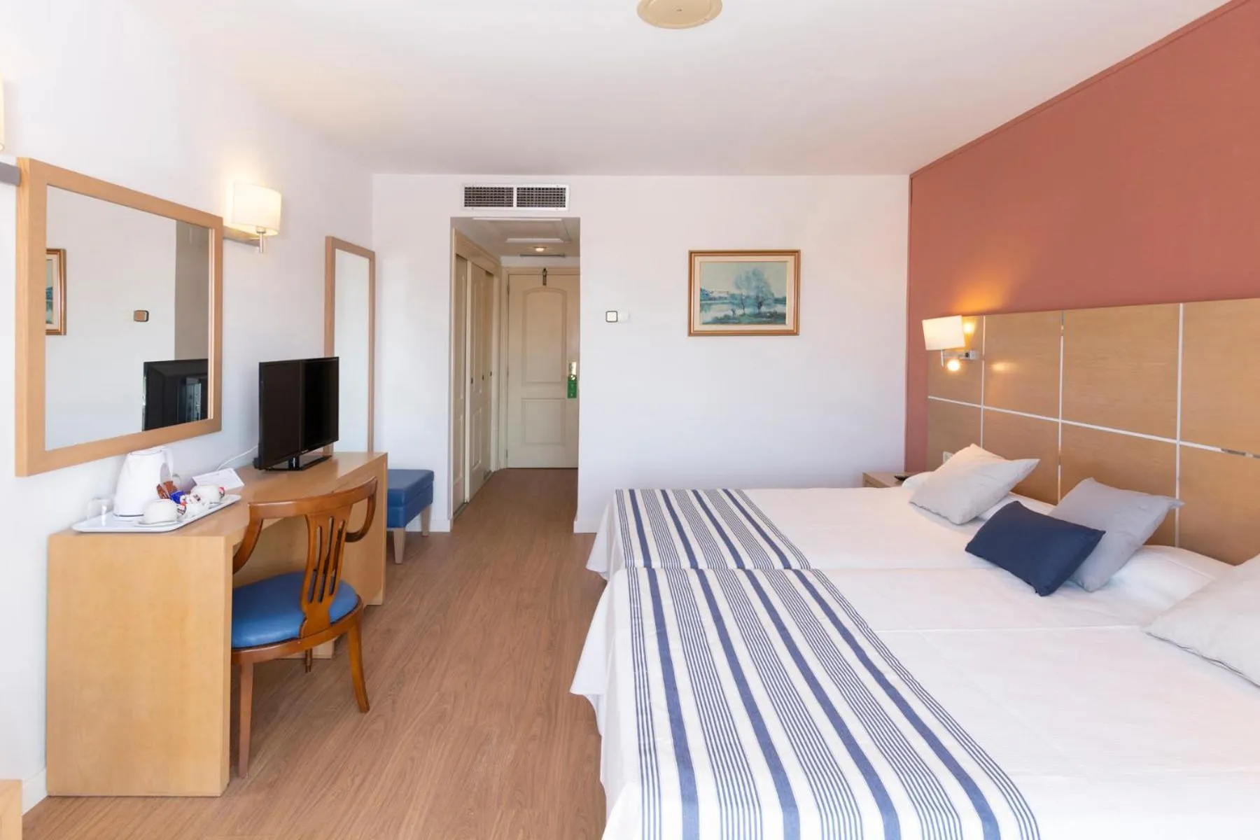 Bed in Mar Hotels Paguera & Spa